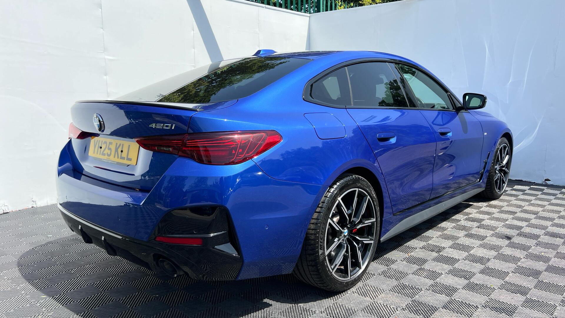 BMW 4 Series view 27