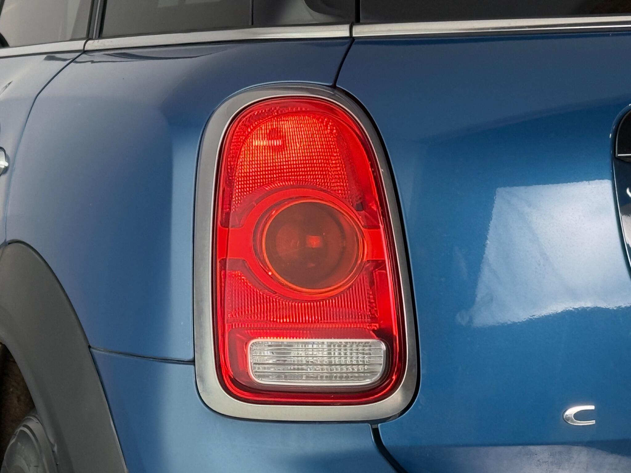 Mini Countryman view 6