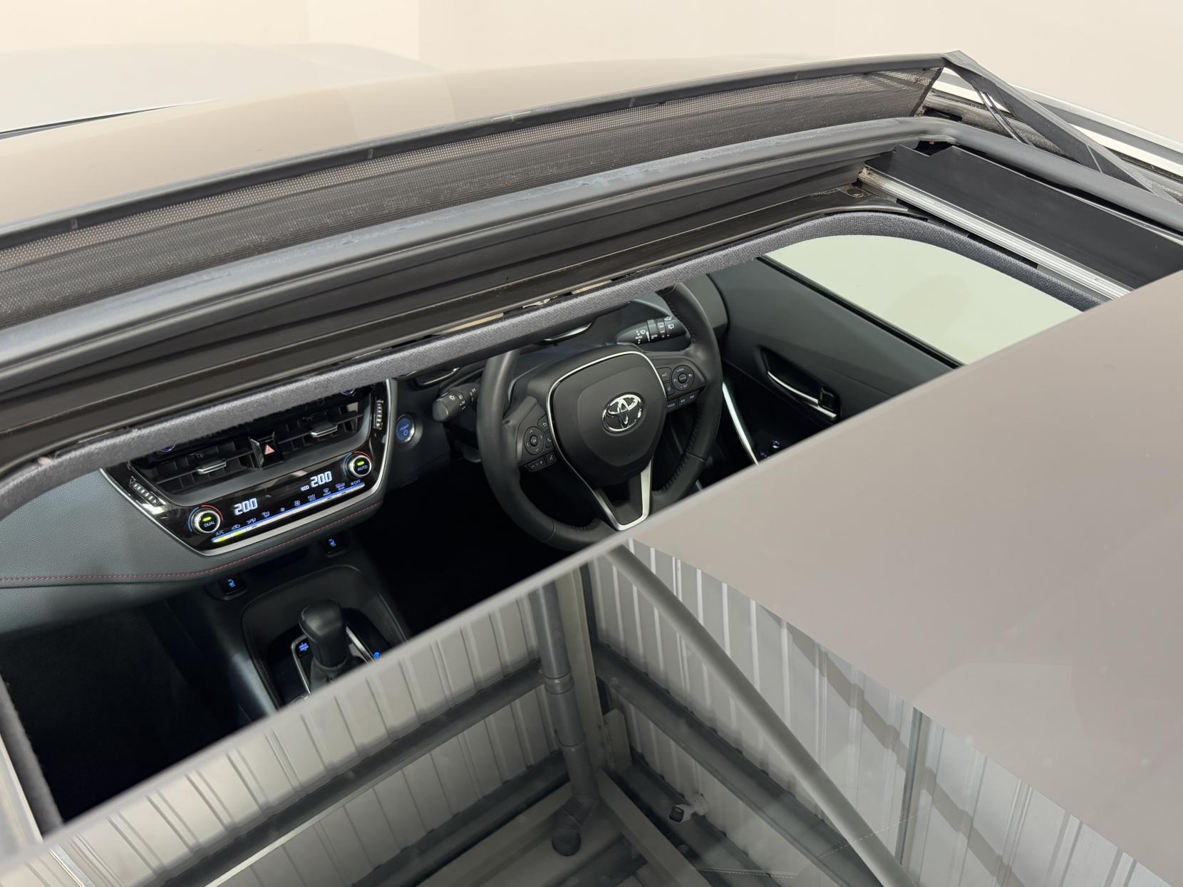 Toyota Corolla view 11