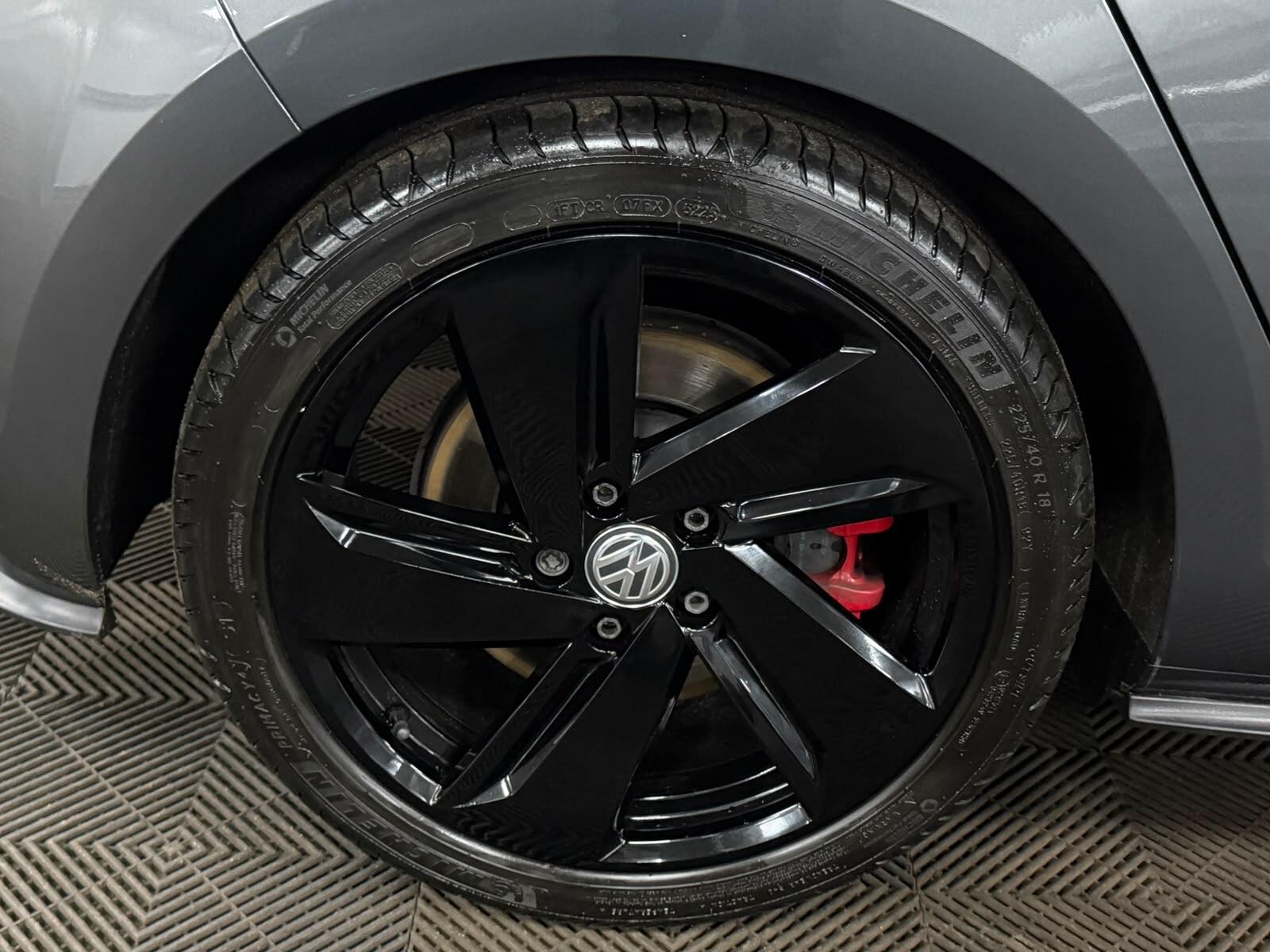 Volkswagen Golf view 39