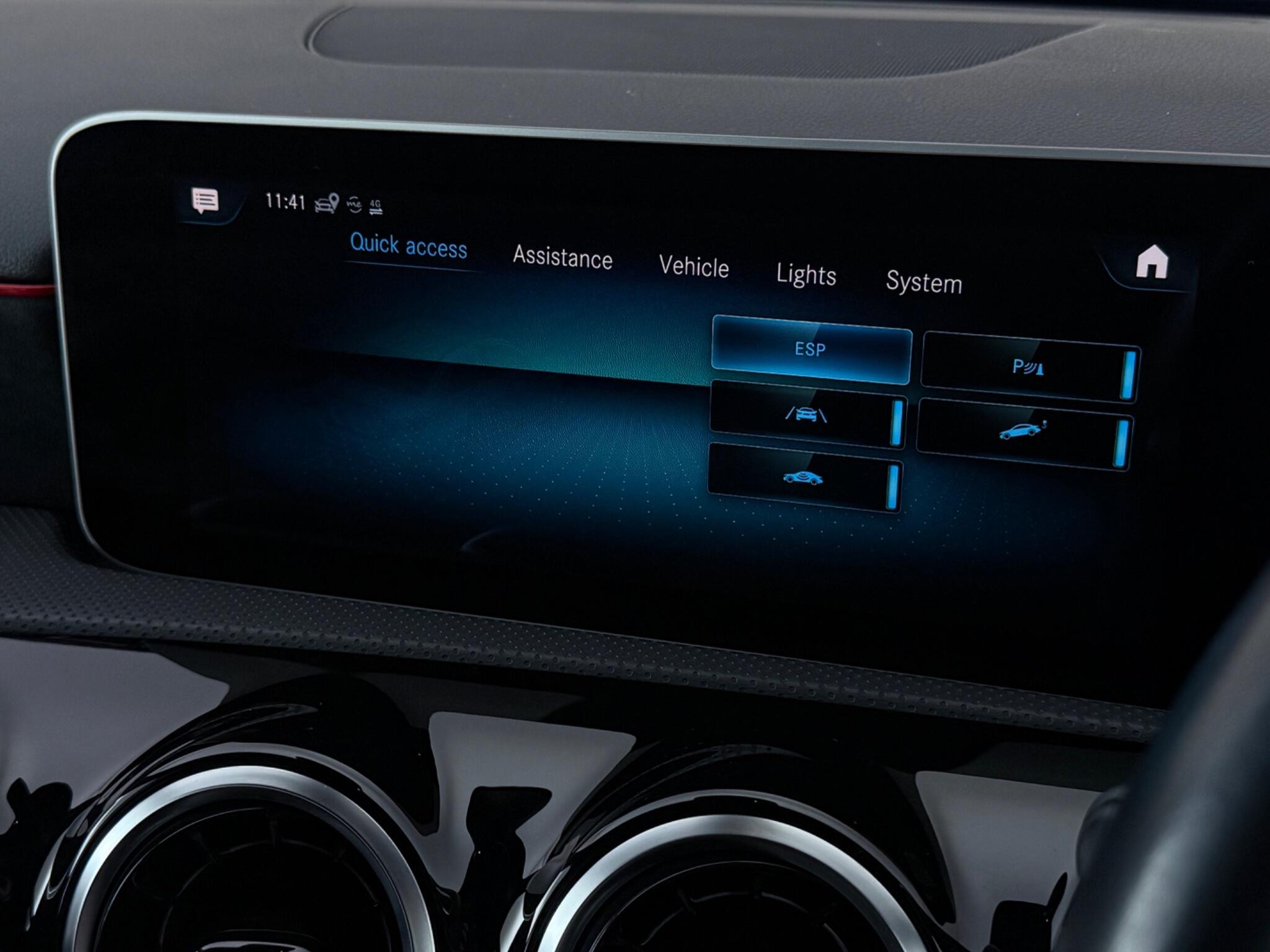 Mercedes-Benz A-Class view 28