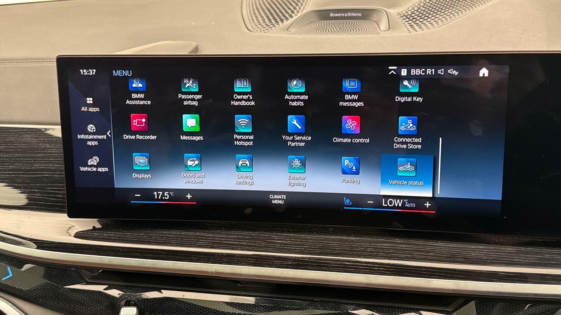 BMW X7 view 30