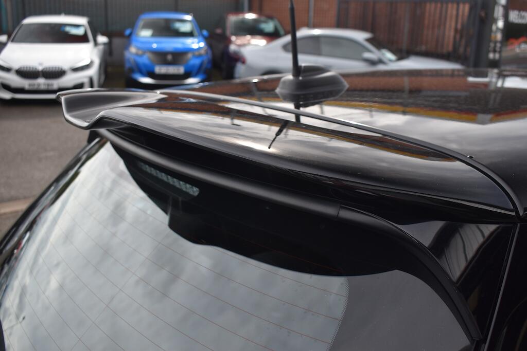 Mini Hatch view 22