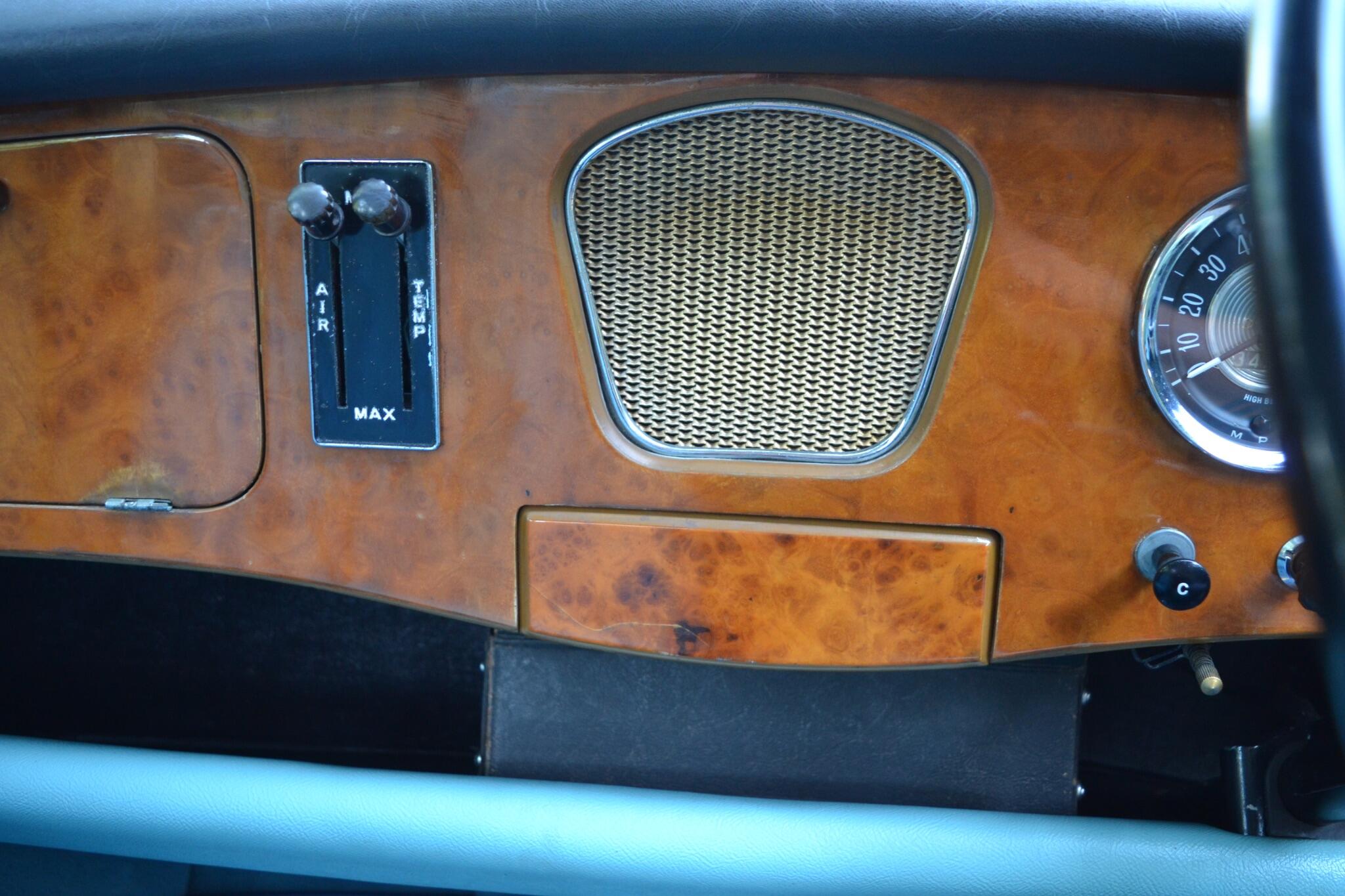 1991 Riley 1.5 view 40