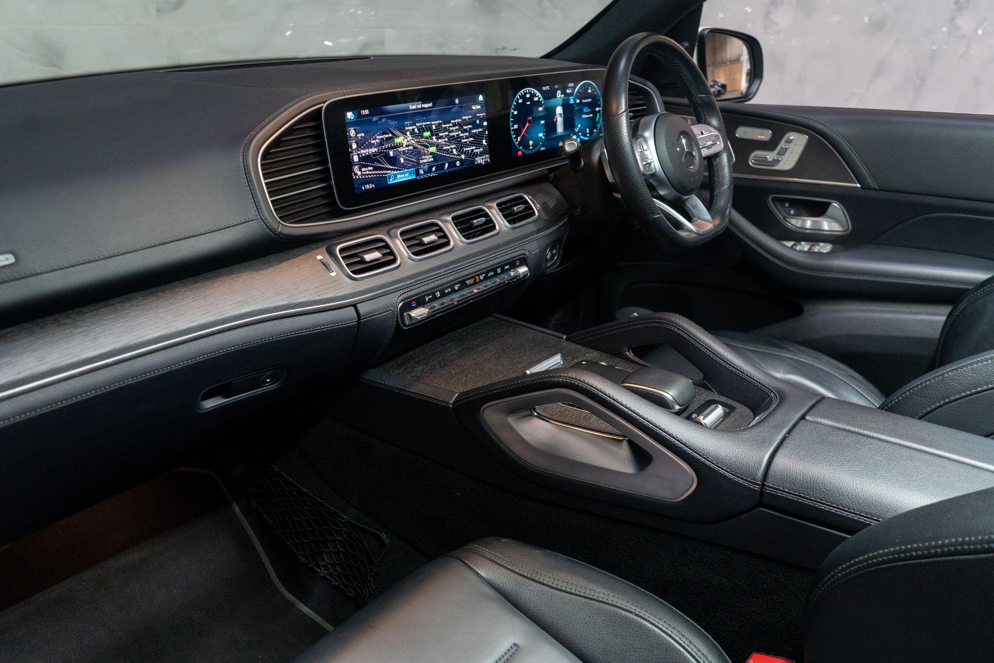 Mercedes-Benz GLE view 14