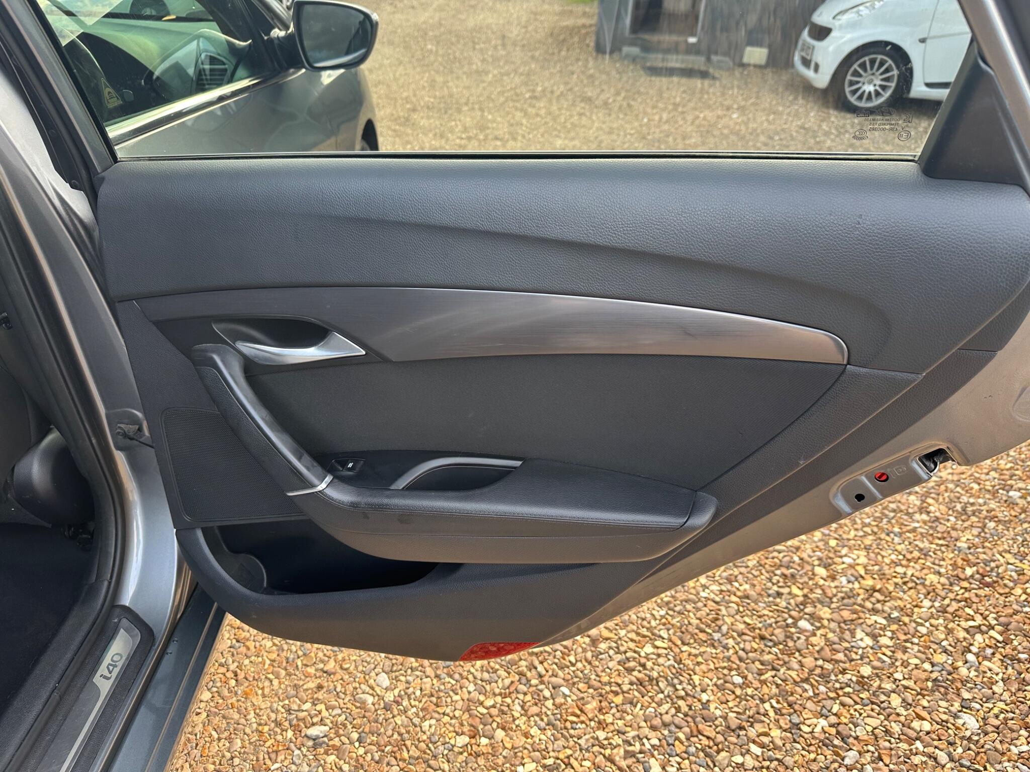 Hyundai I40 view 36