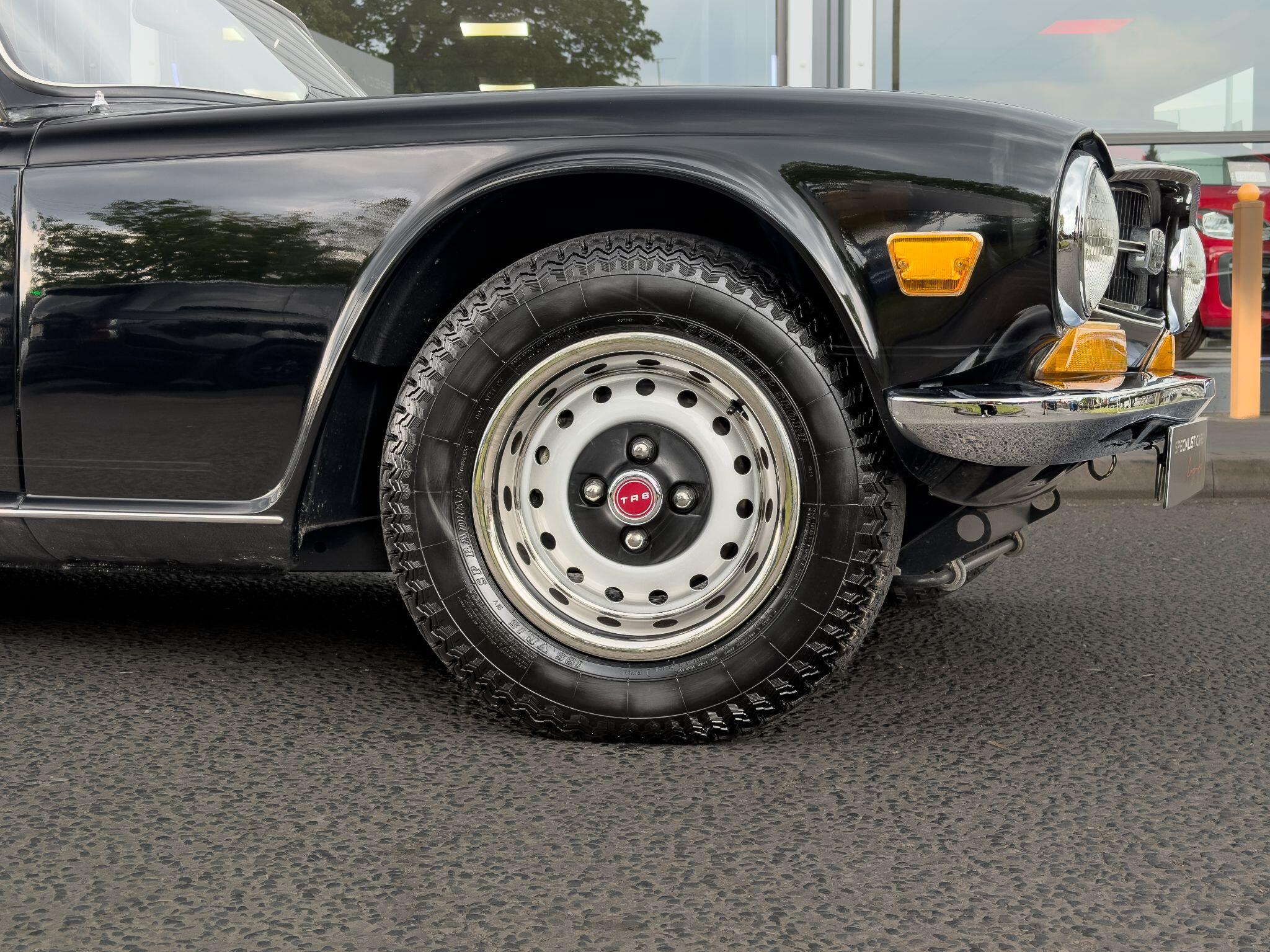 Triumph TR6 view 5