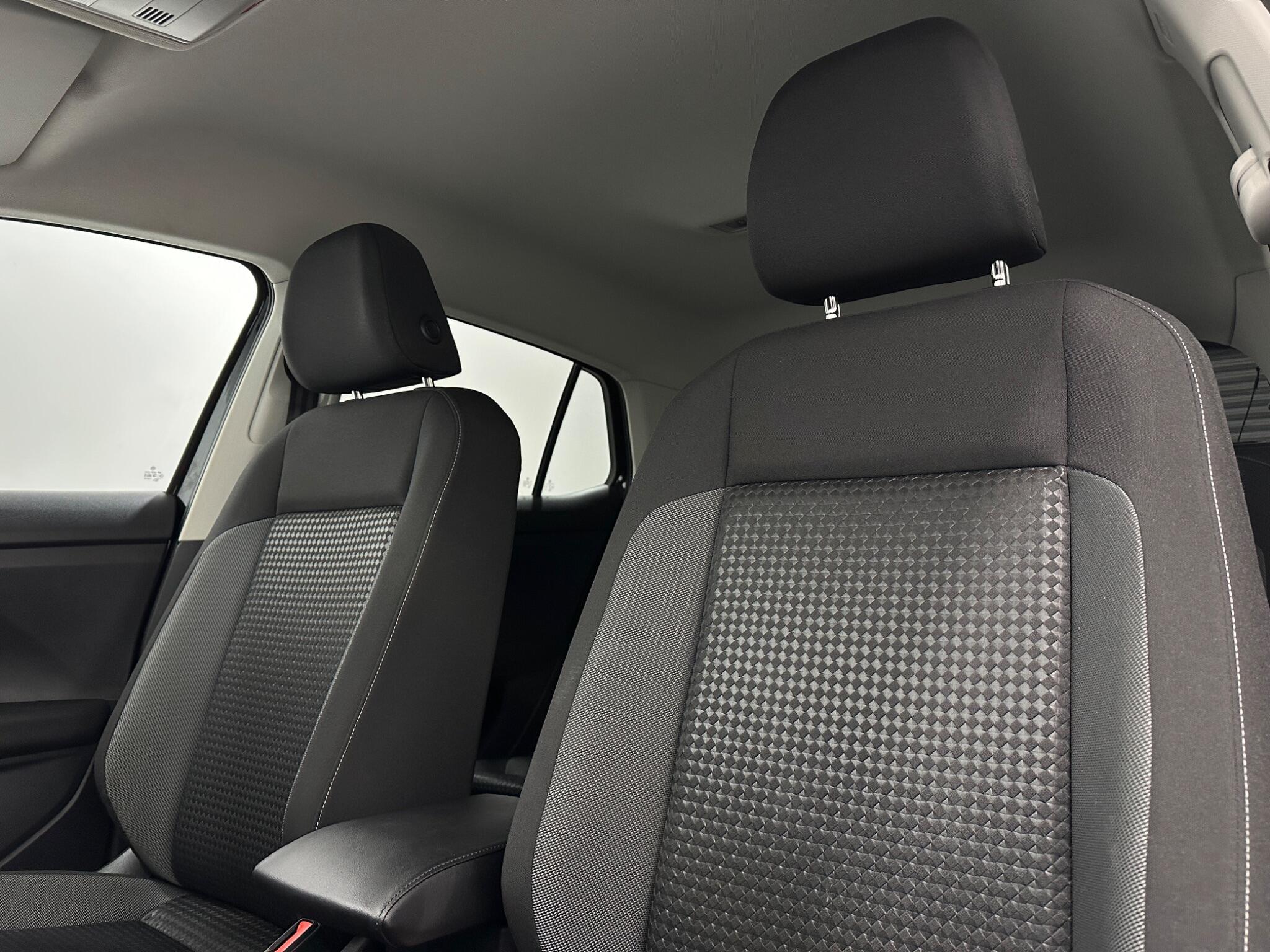 Volkswagen T-Cross view 36