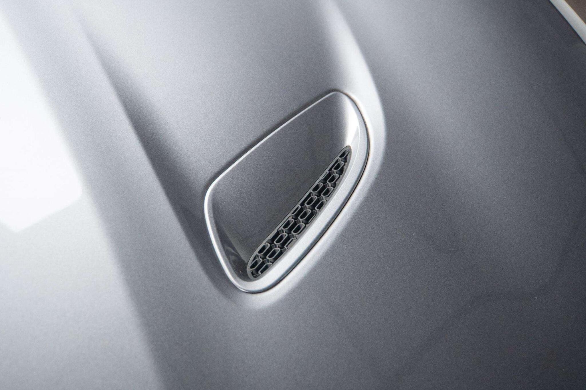Jaguar F-Type view 21