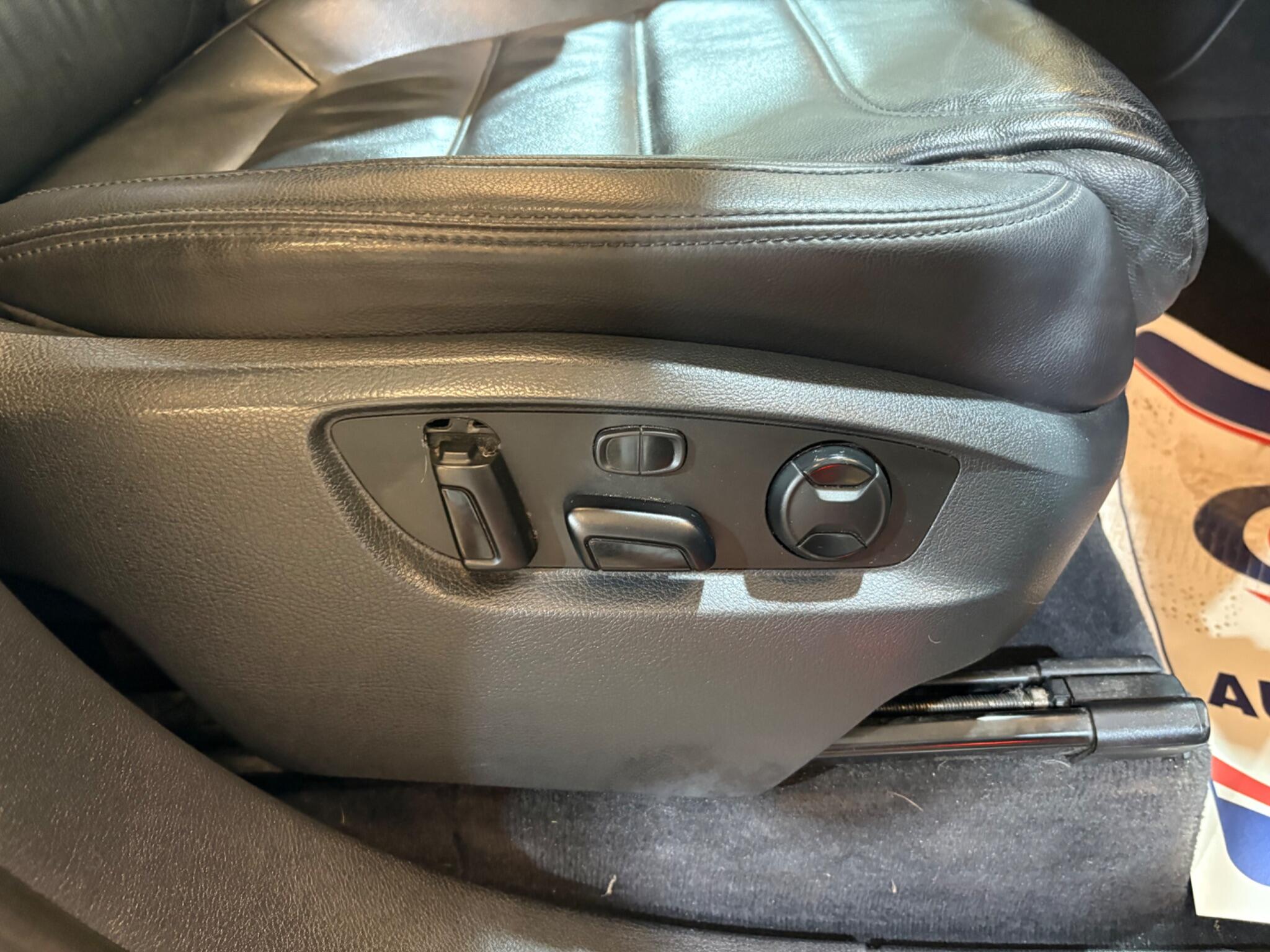 Volkswagen Touareg view 38