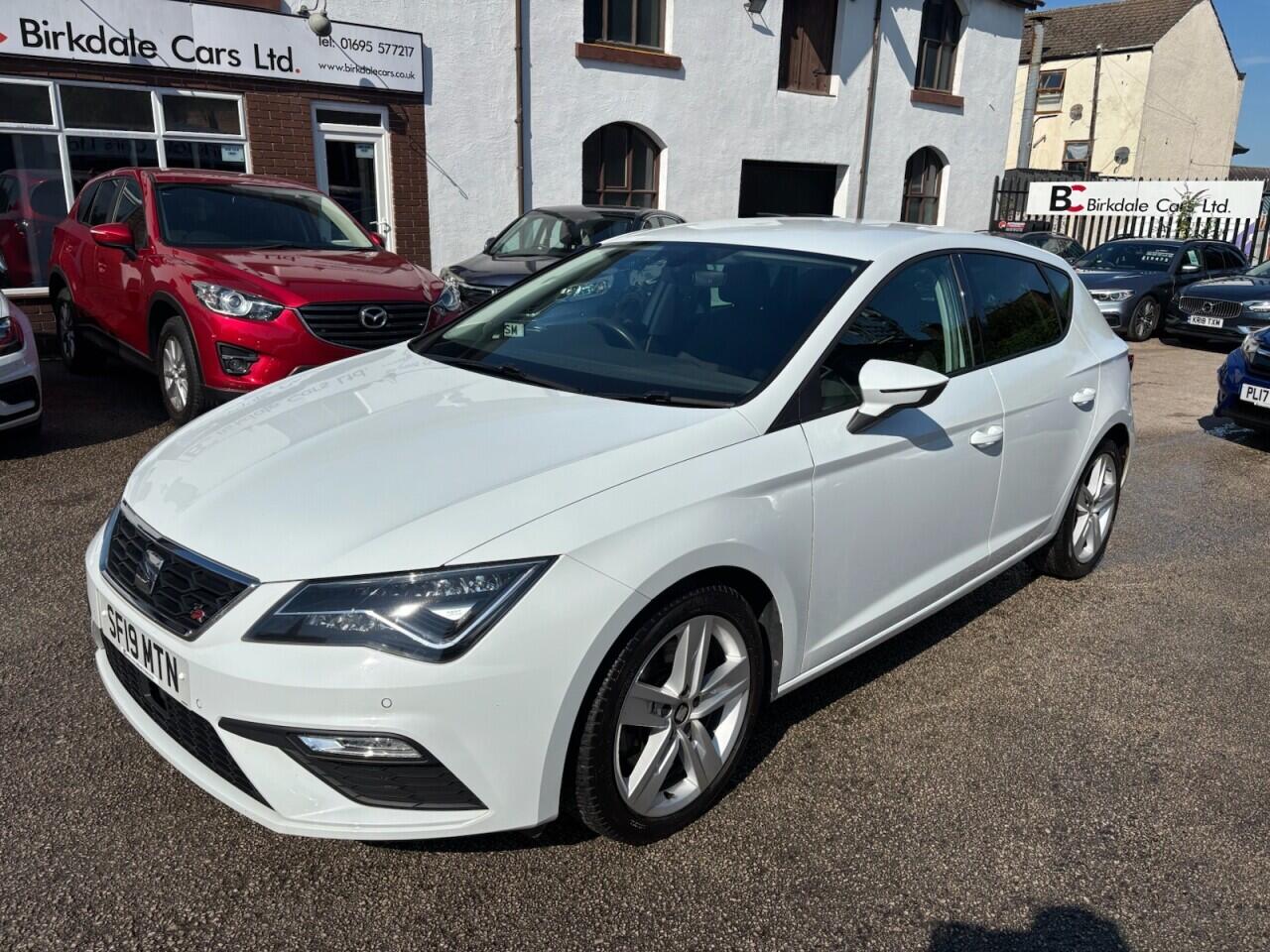 Seat Leon Leon view 3