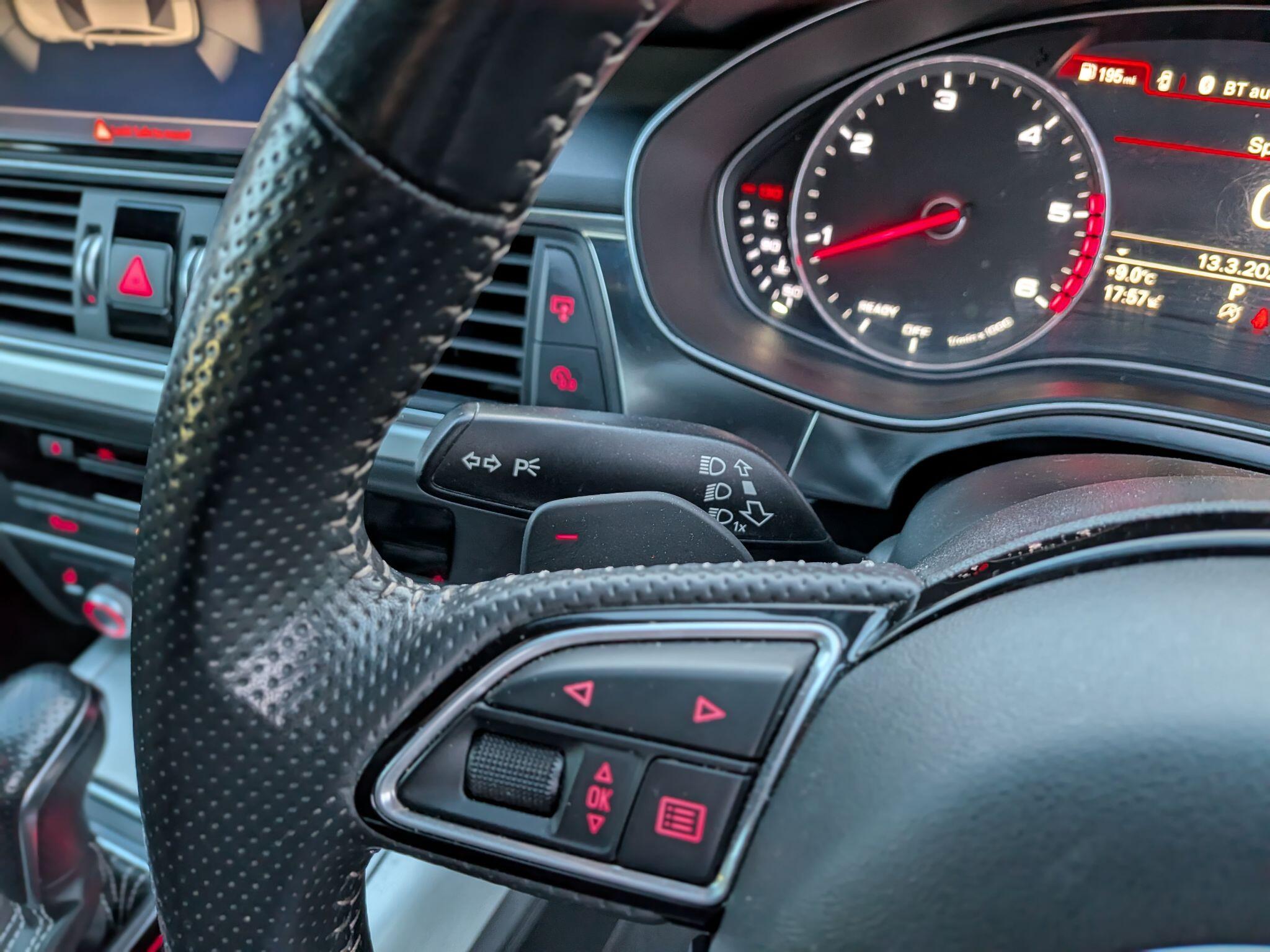 Audi A6 Saloon view 30