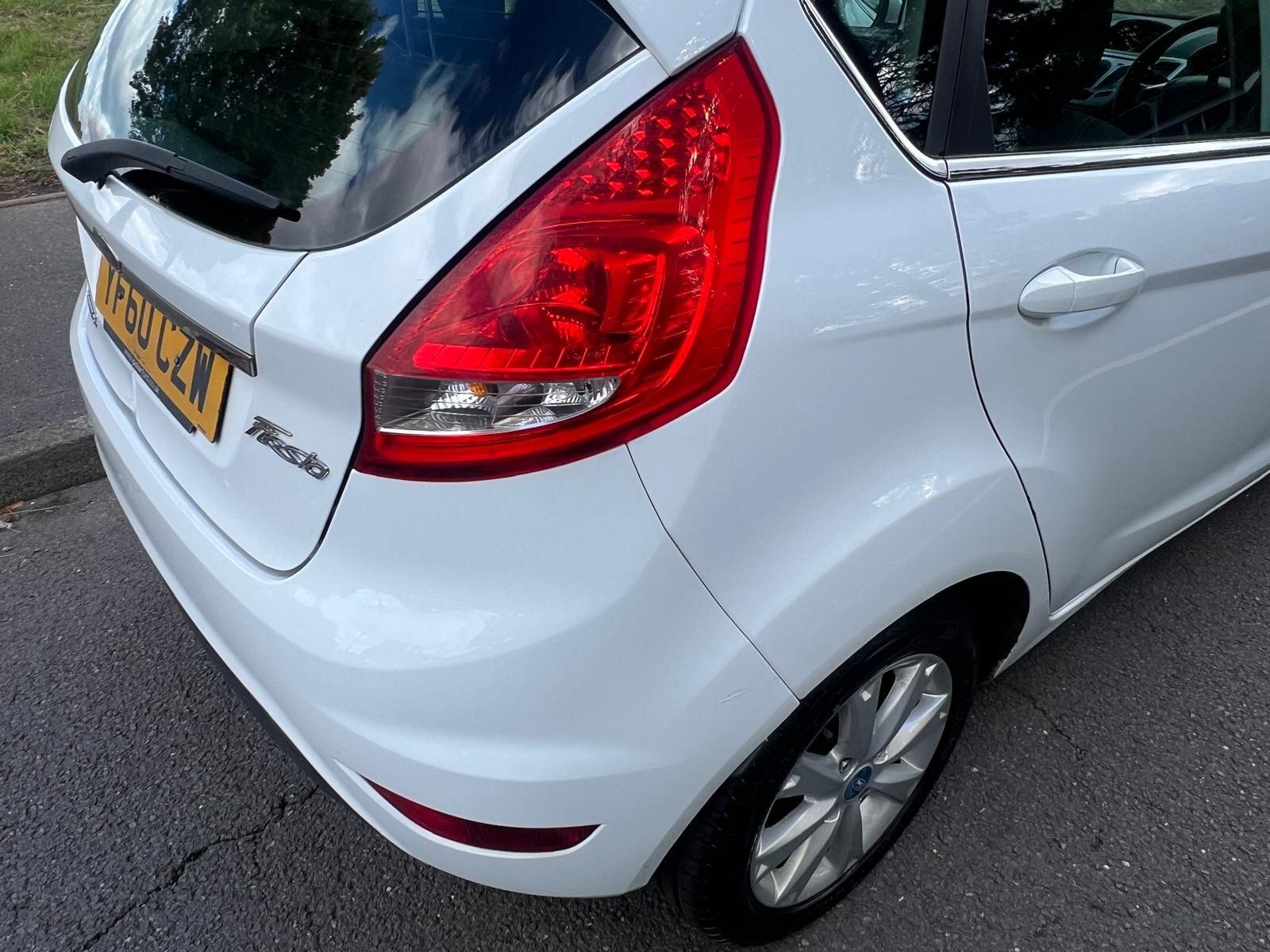 Ford Fiesta view 10