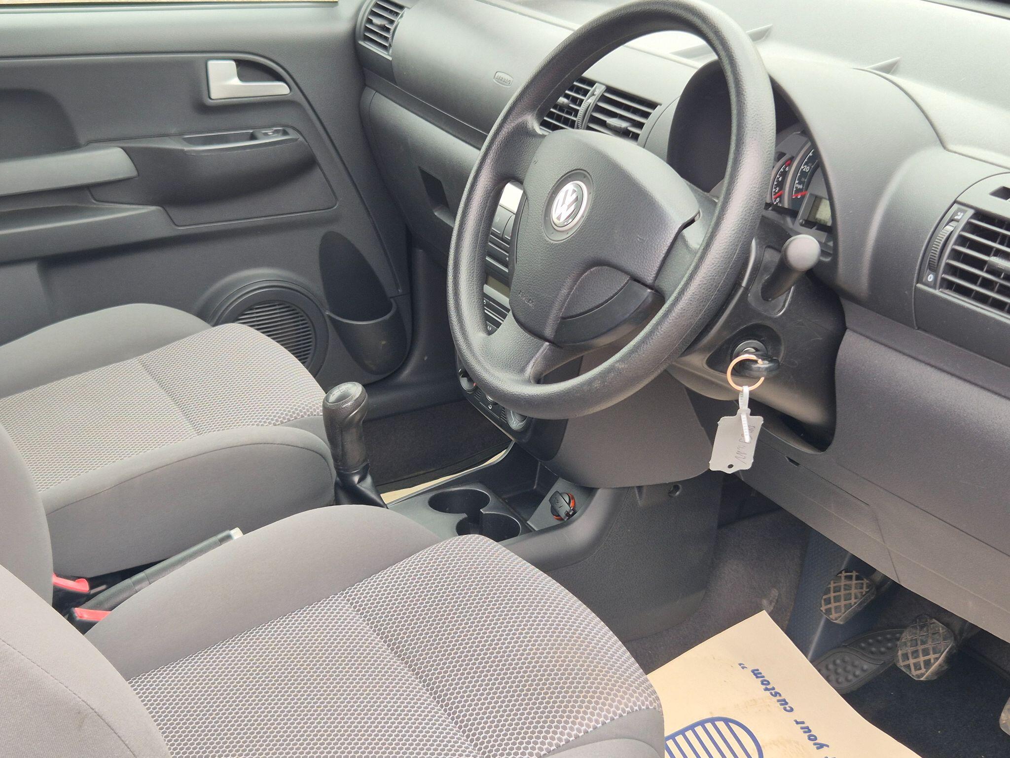 Volkswagen Fox view 7