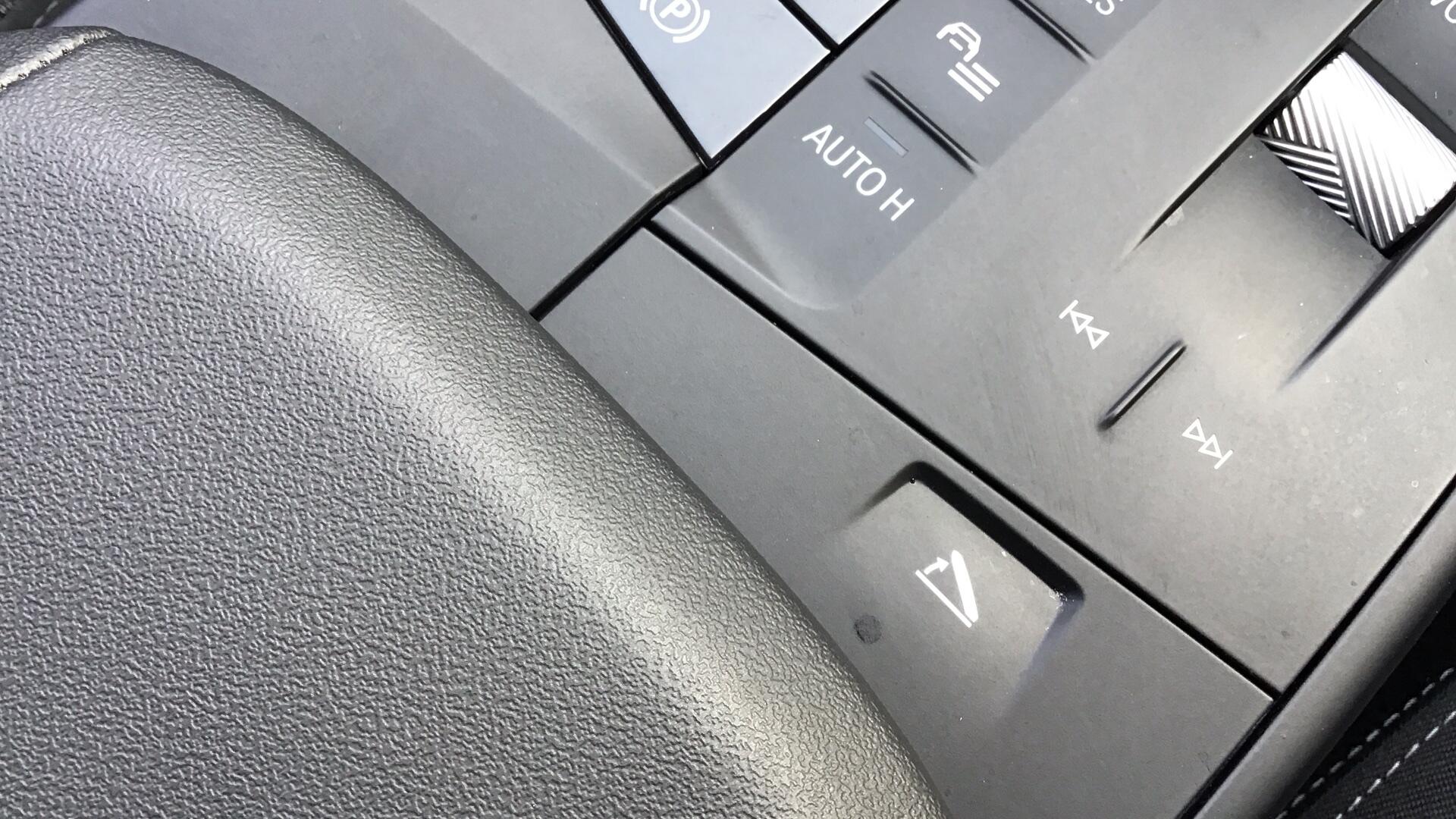 BMW X1 view 25