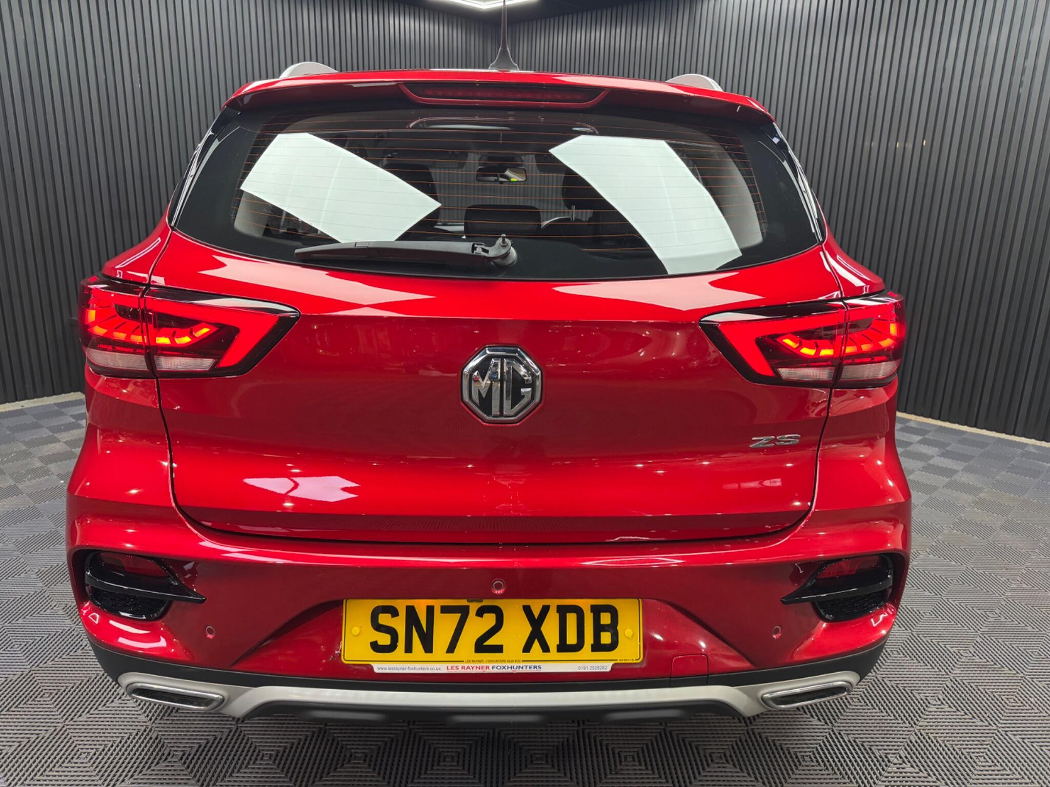 MG ZS view 16