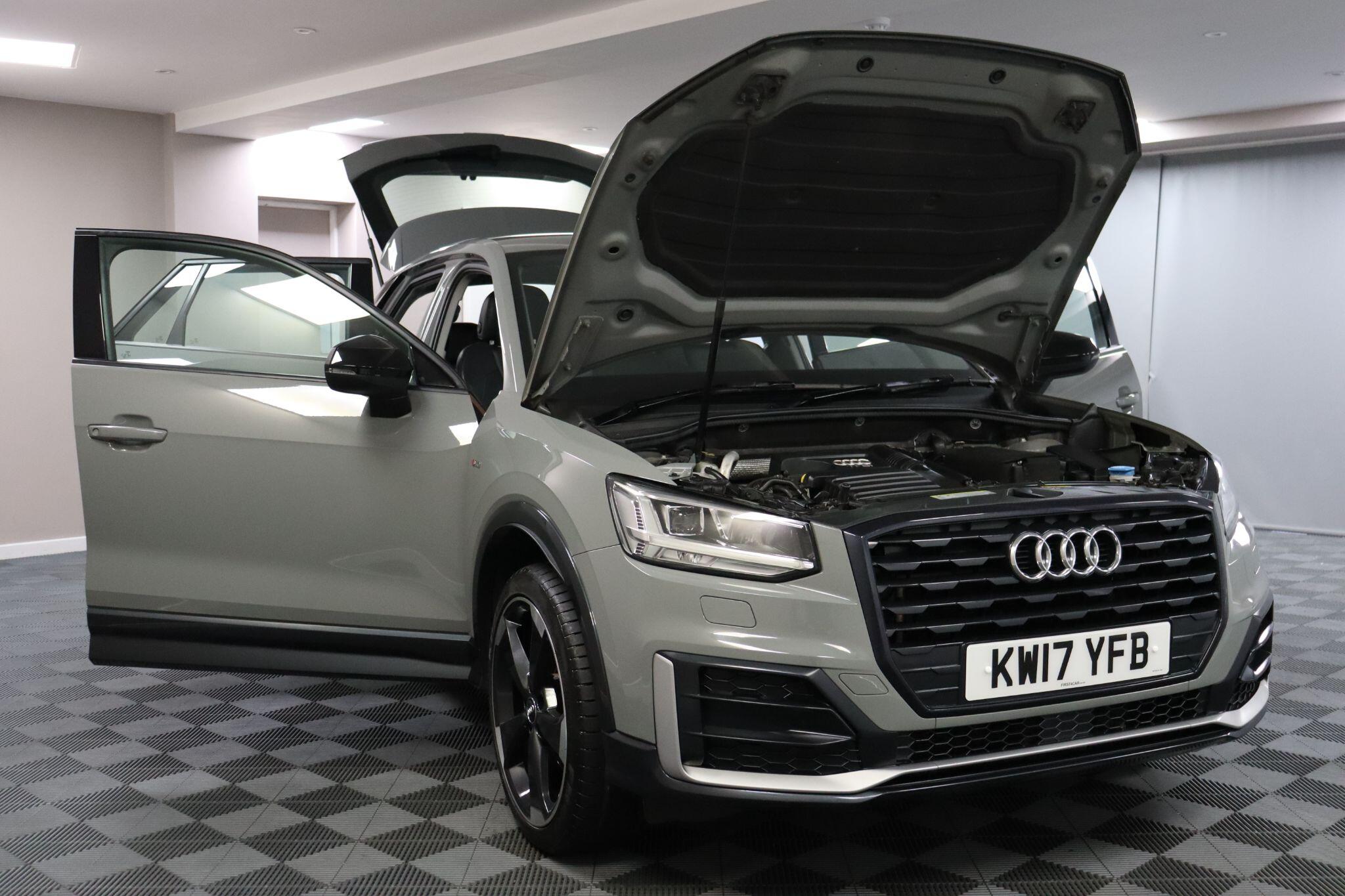Audi Q2 view 15