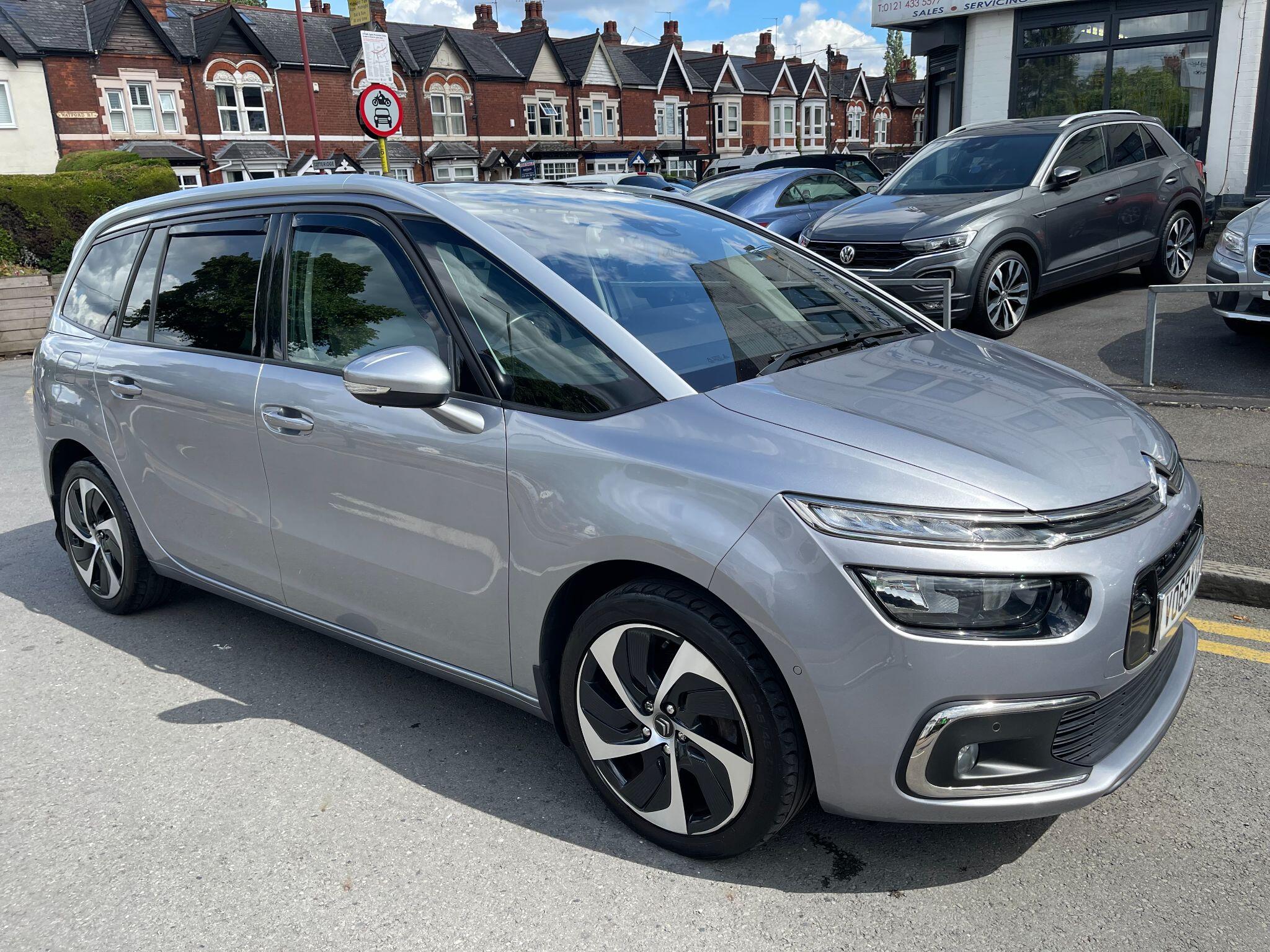 Citroen Grand C4 Spacetourer view 3