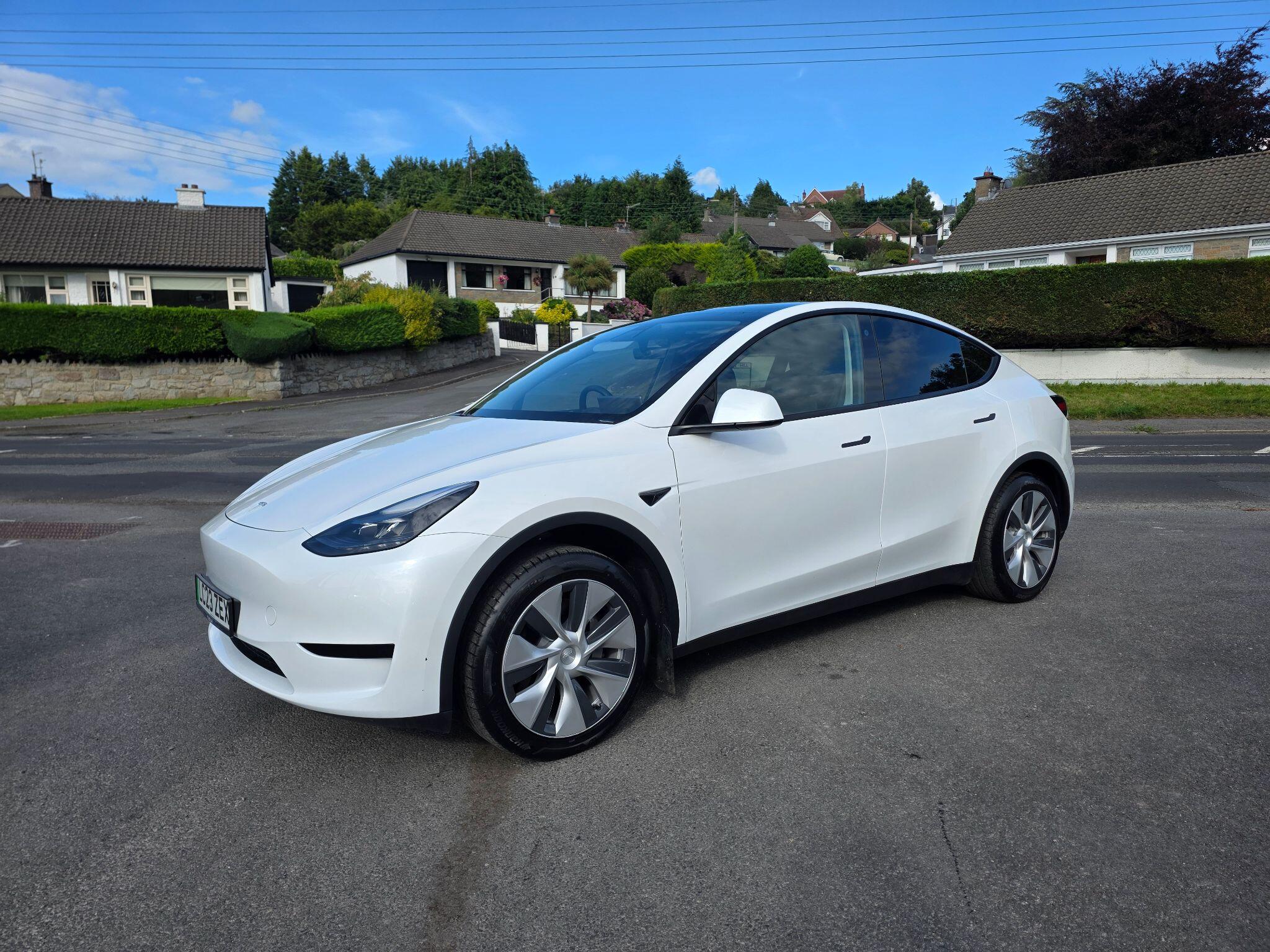 Tesla Model Y view 8