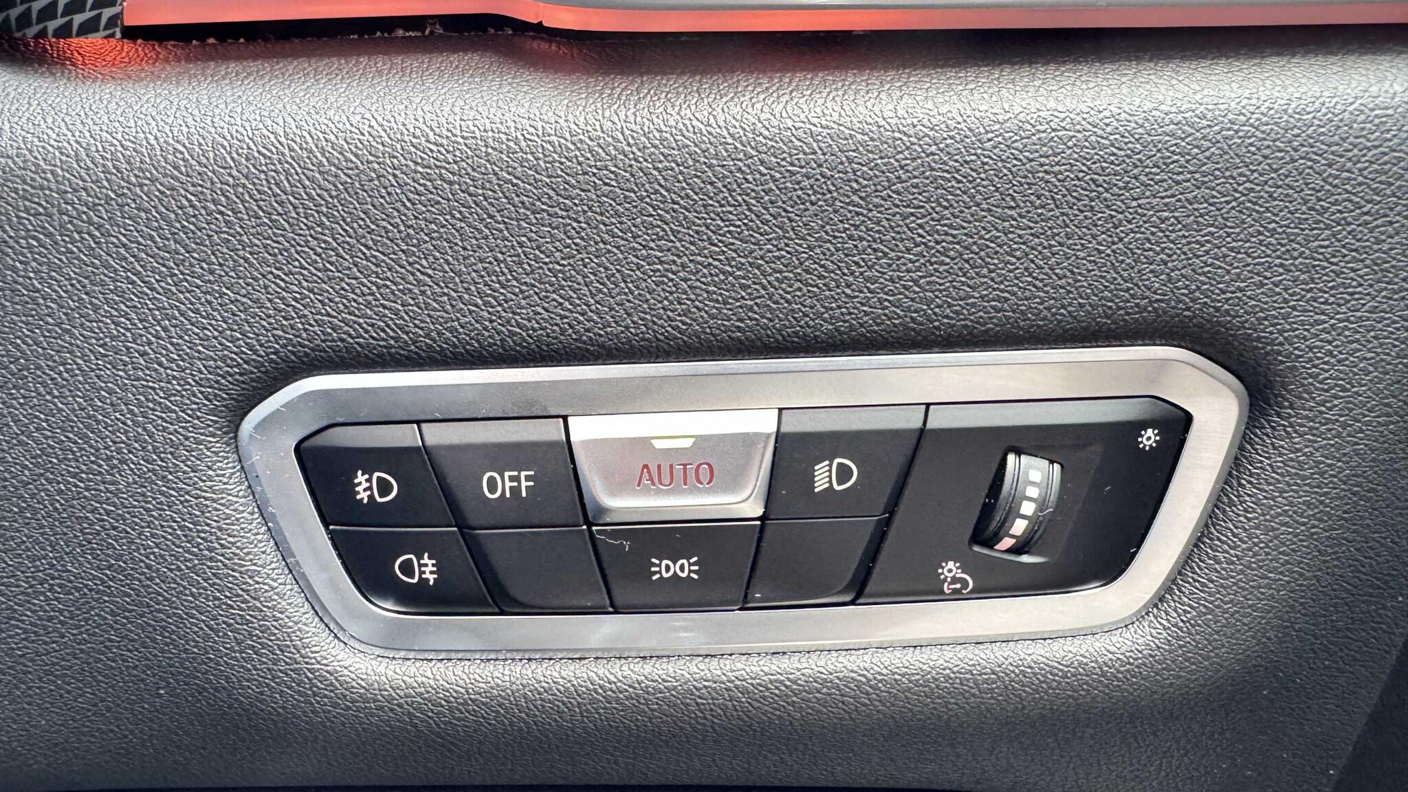 BMW X5 view 26