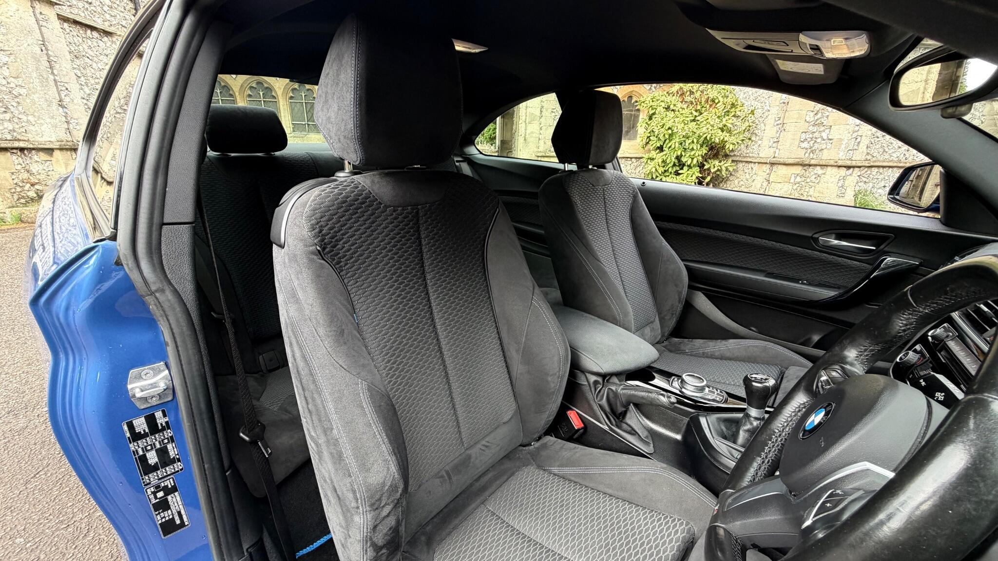 BMW 2 Series view 29