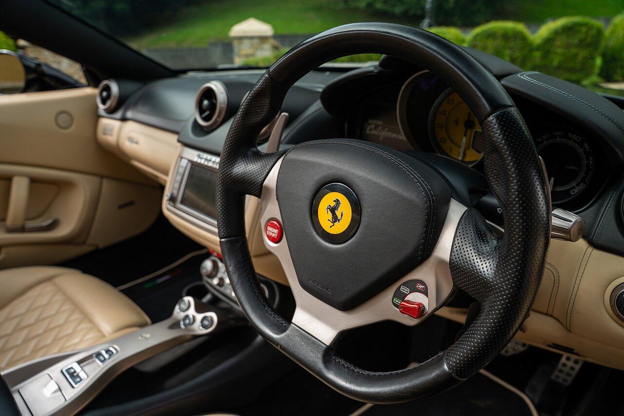 Ferrari California view 38