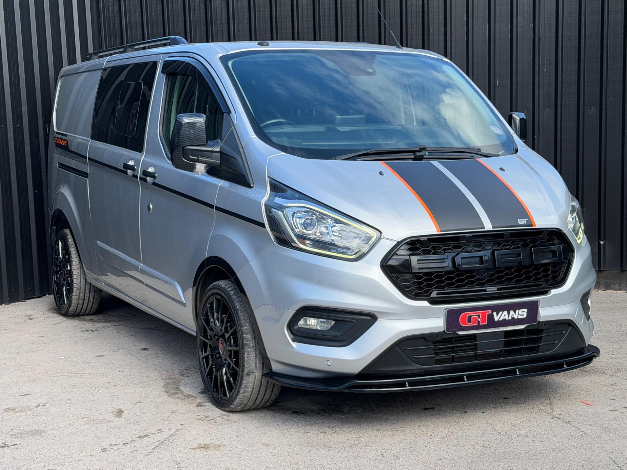 Ford Transit Custom view 12