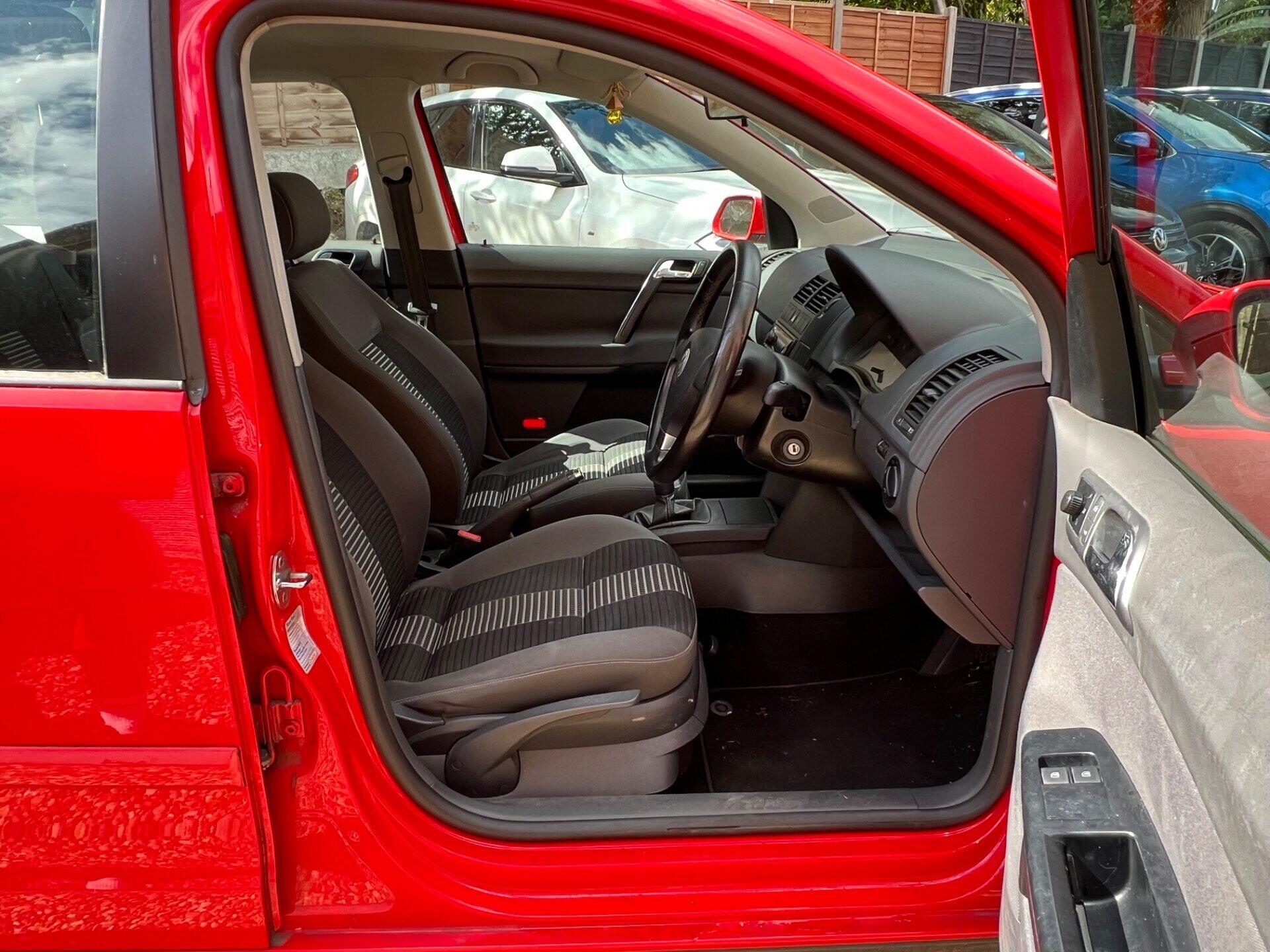 Volkswagen Polo view 15