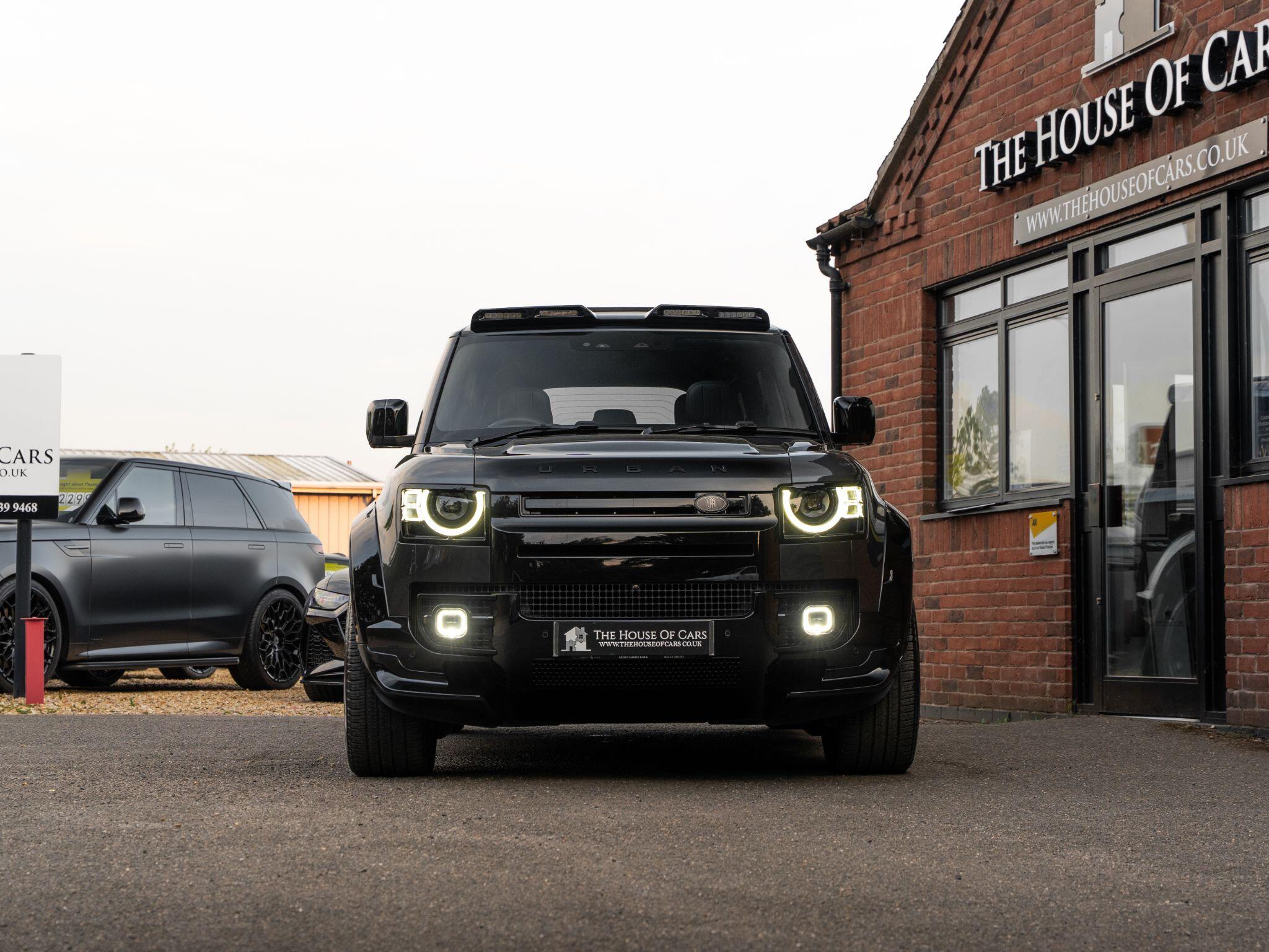 Land Rover Defender 110 view 2