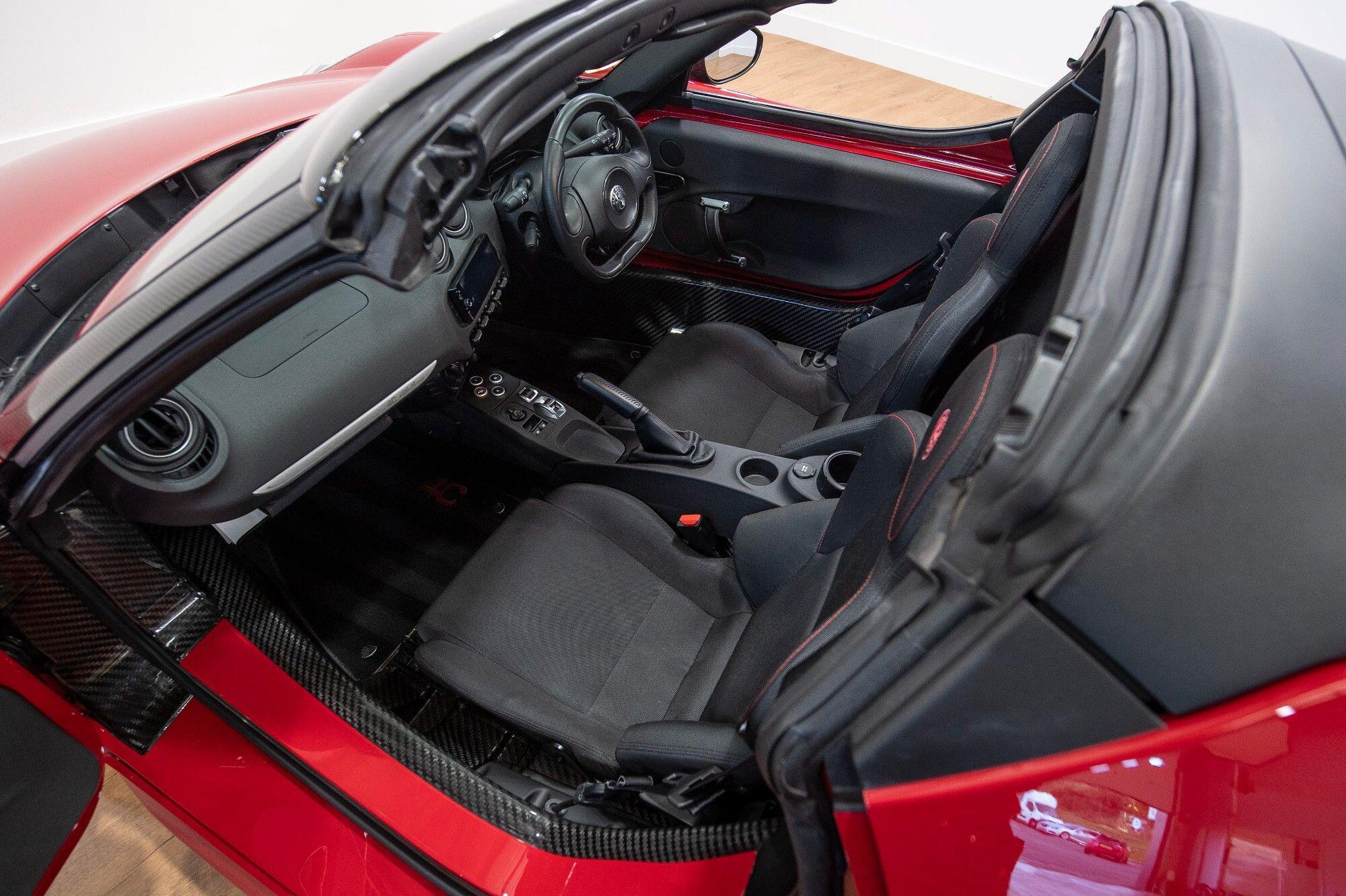 Alfa Romeo 4C view 32