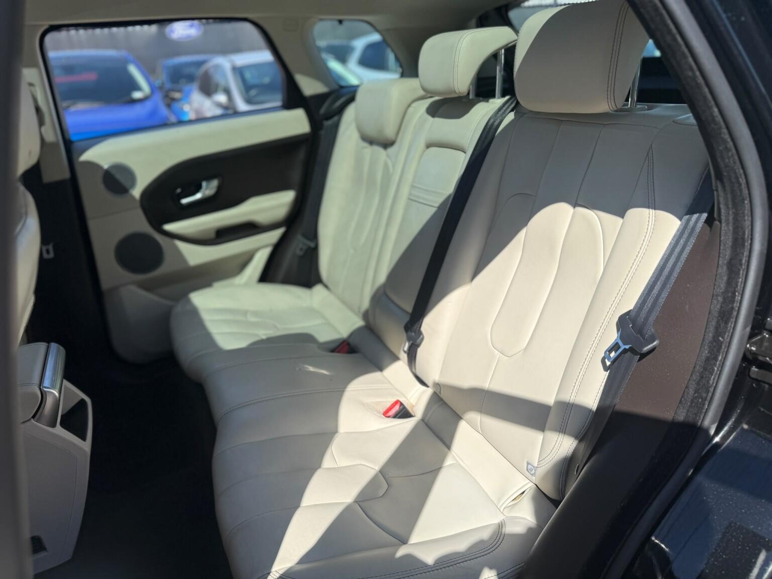 Land Rover Range Rover Evoque view 14