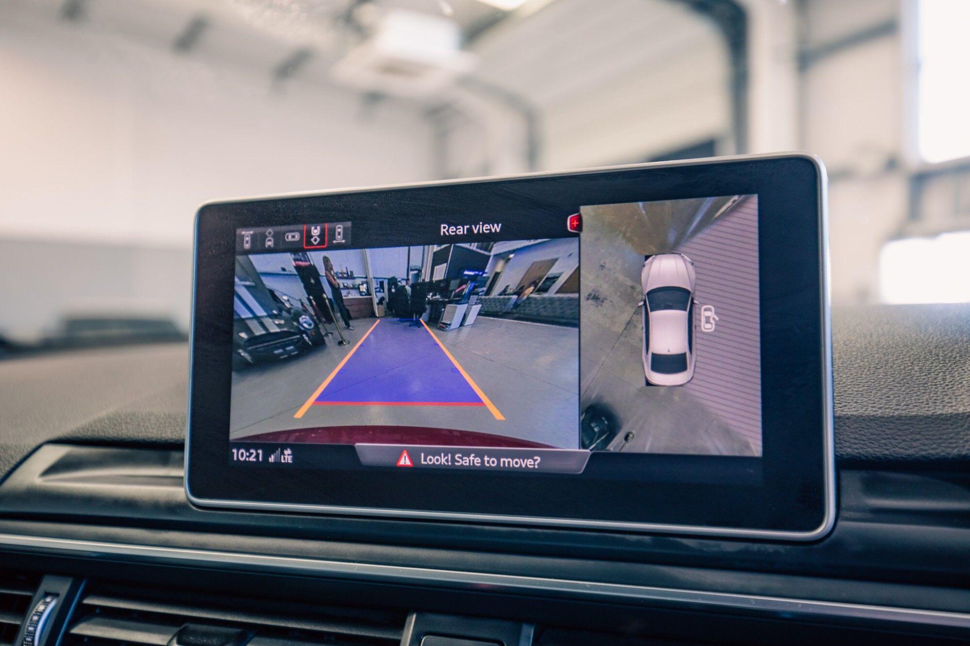 Audi S5 view 18