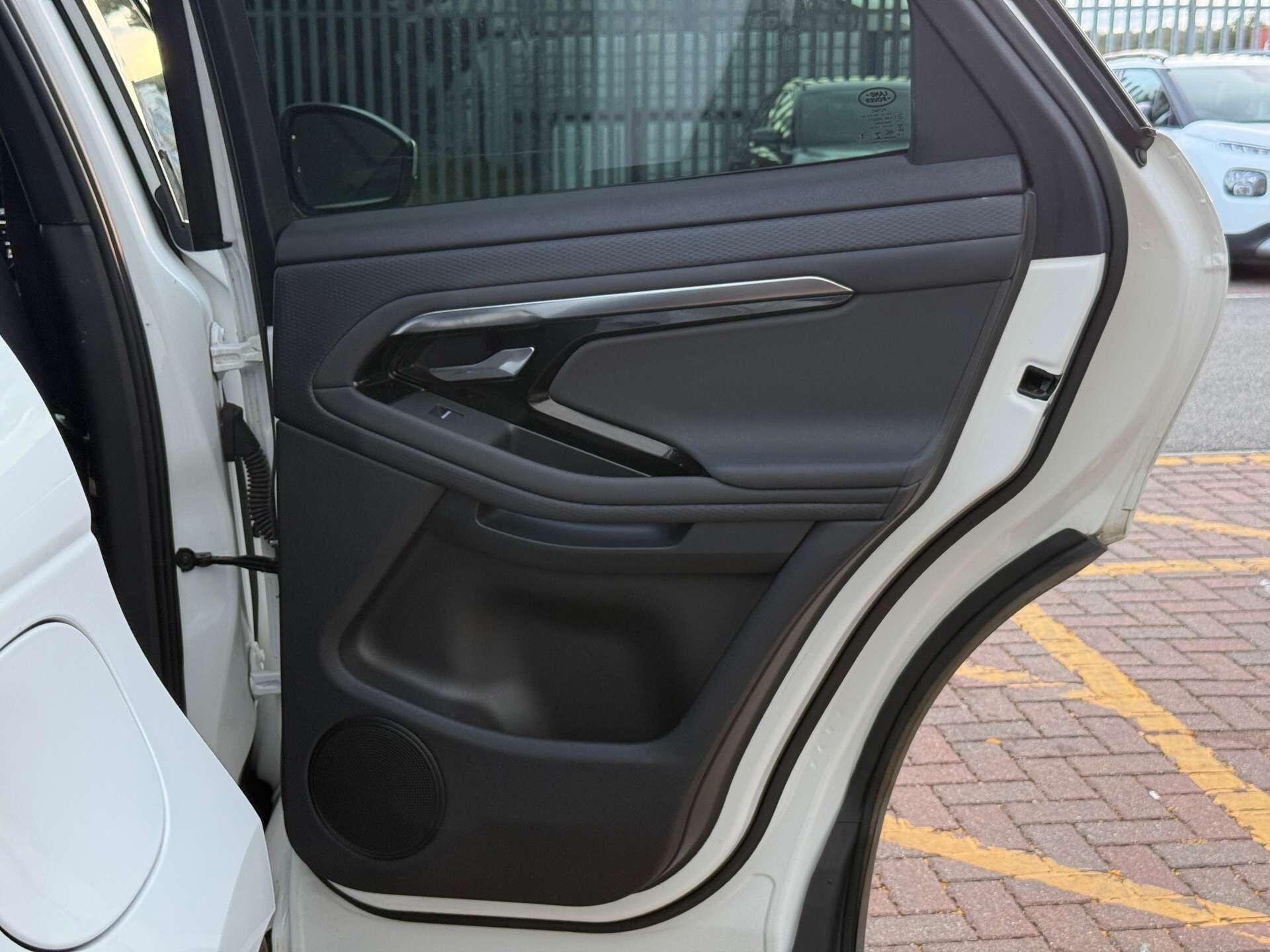 Land Rover Range Rover Evoque view 24