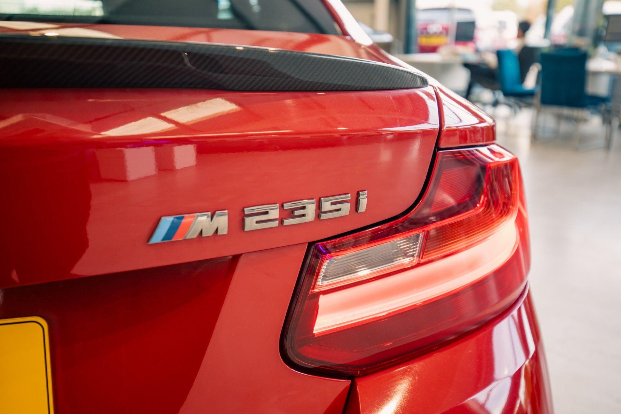 BMW 2 Series view 6