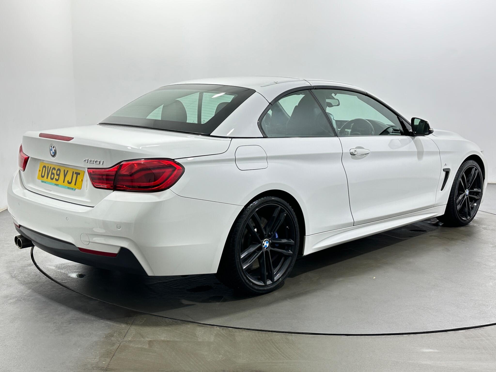 BMW 4 Series view 8