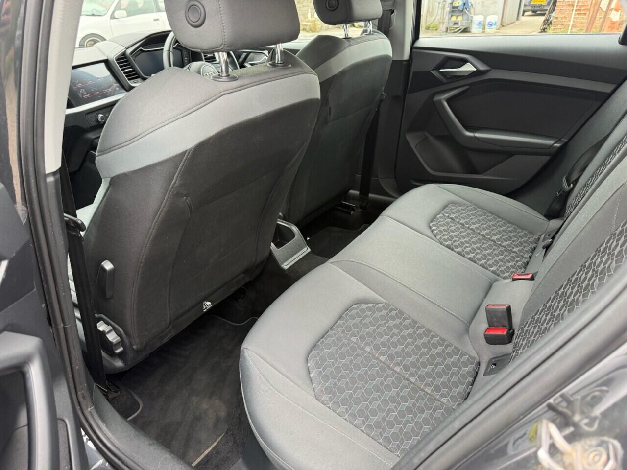 Audi A1 view 18