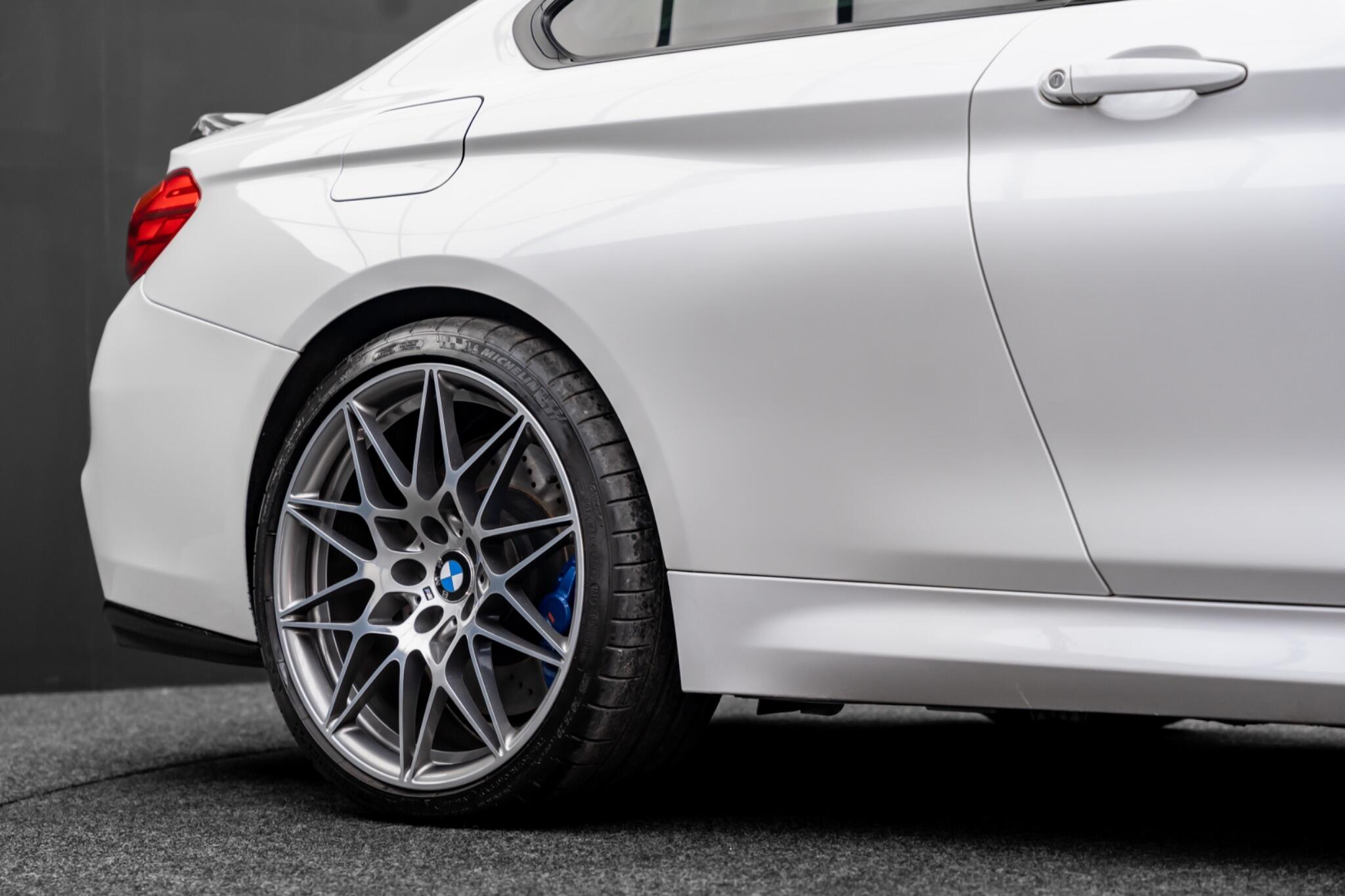 BMW M4 view 34