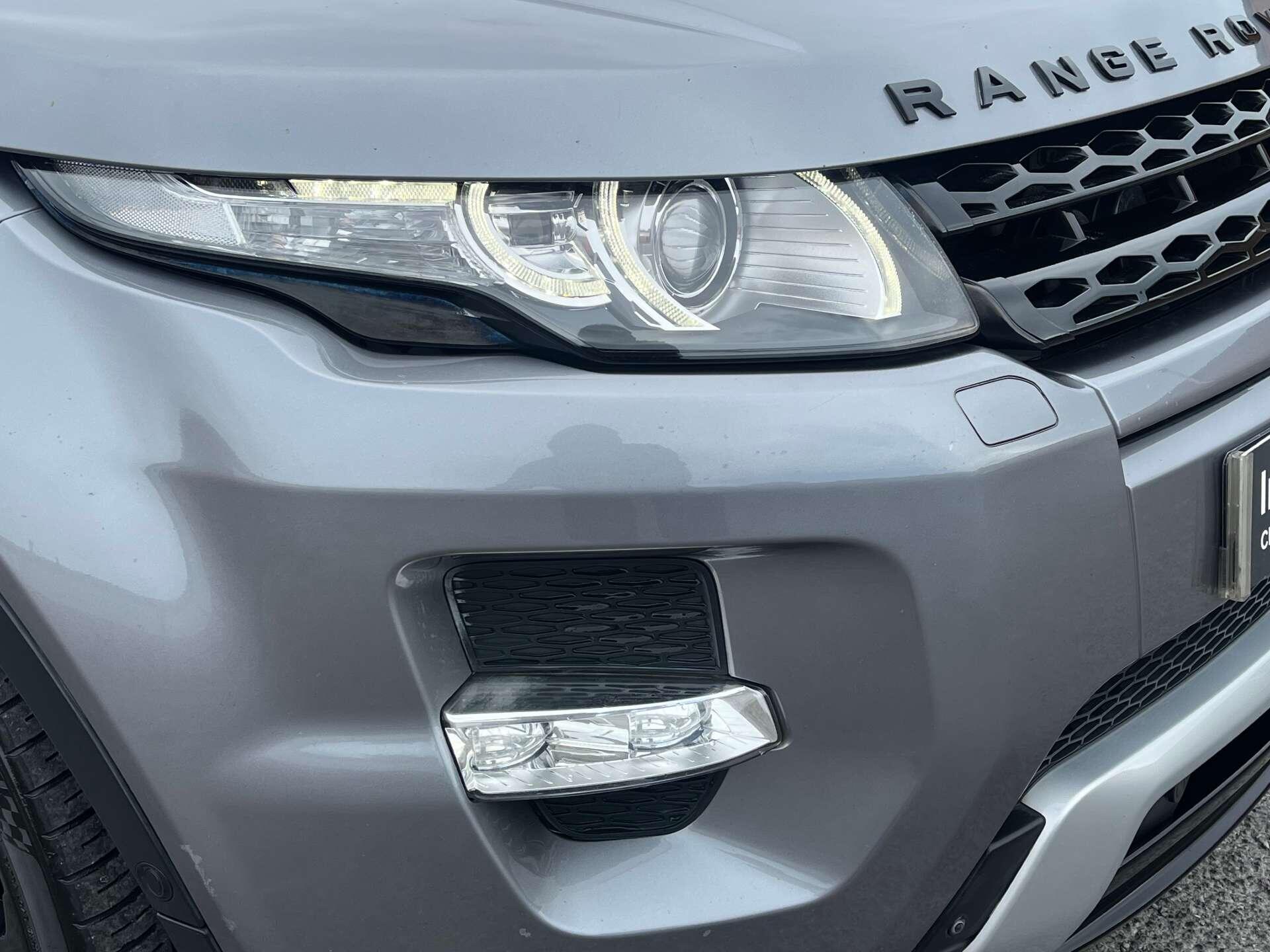 Land Rover Range Rover Evoque view 26