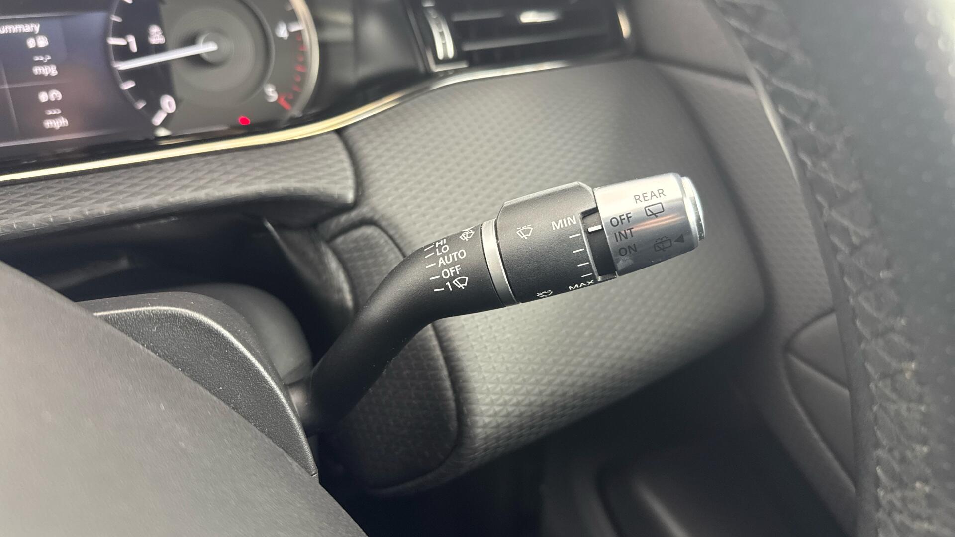 Land Rover Range Rover Evoque view 36