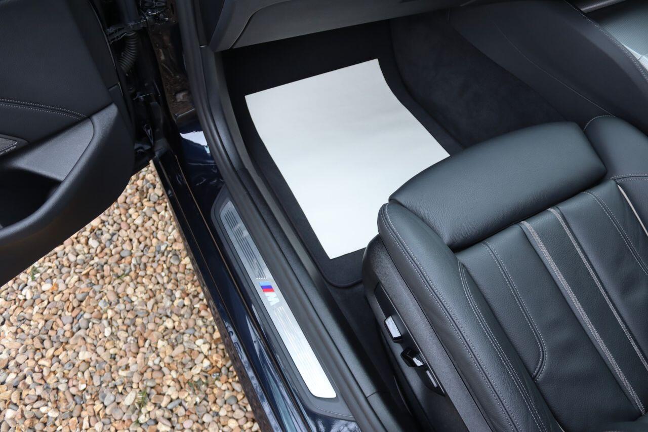 BMW 5 Series view 44
