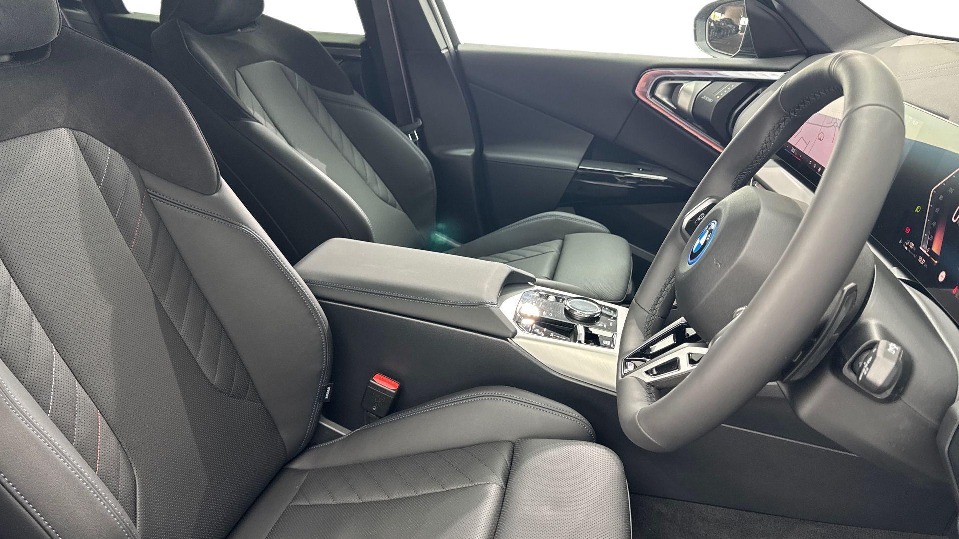 BMW X3 view 18
