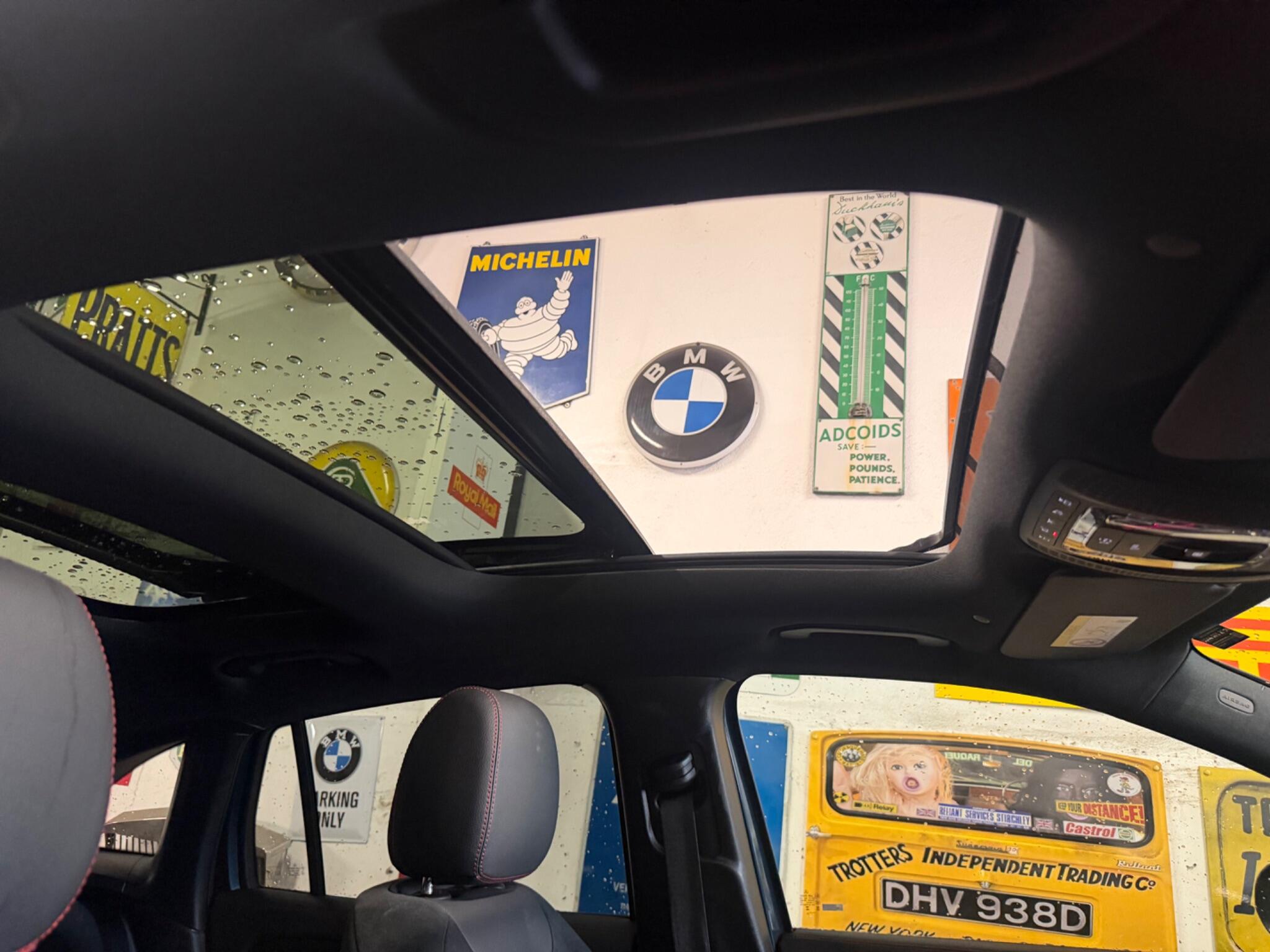 Mercedes-Benz GLA view 18