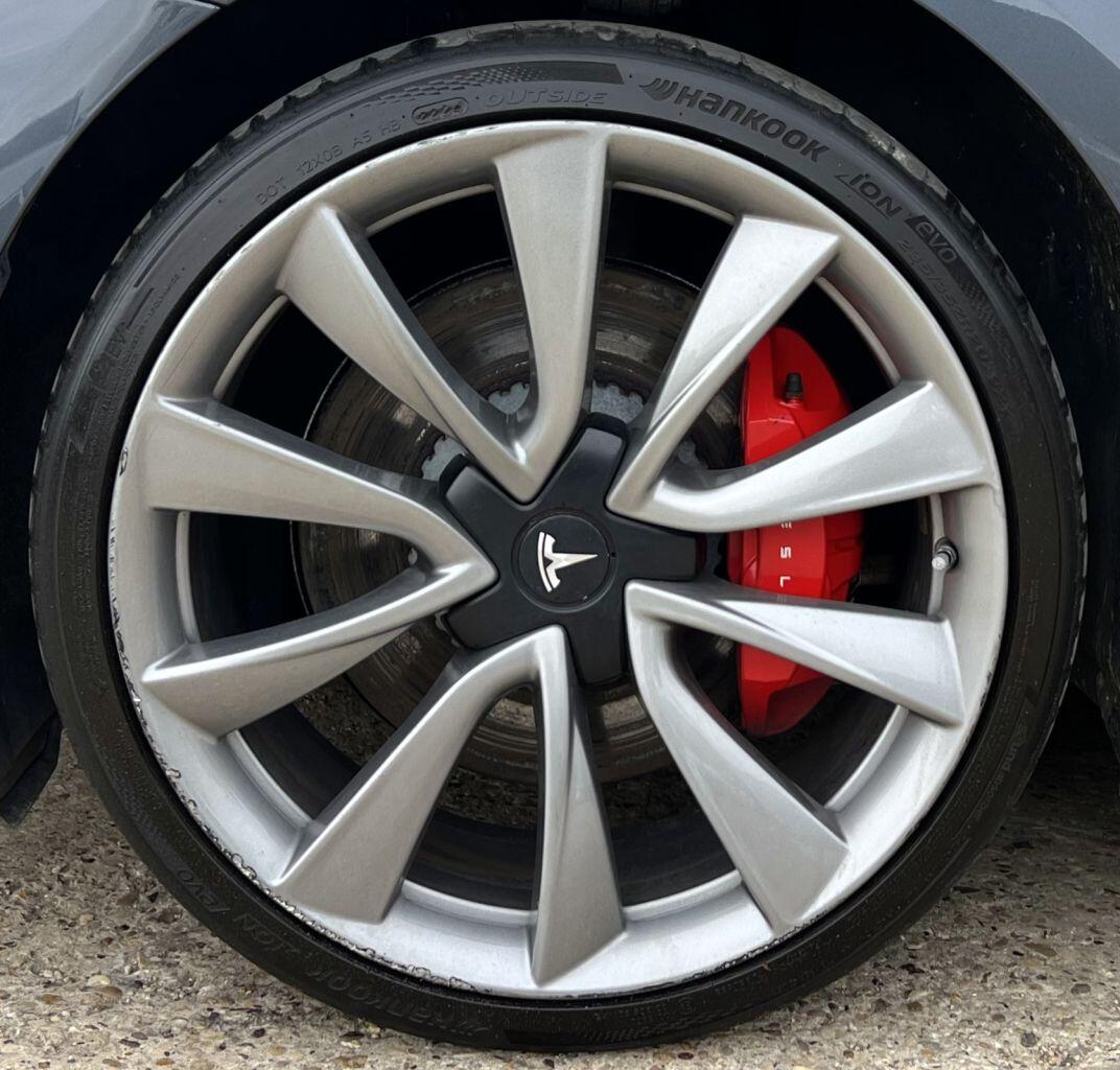 Tesla Model 3 view 13