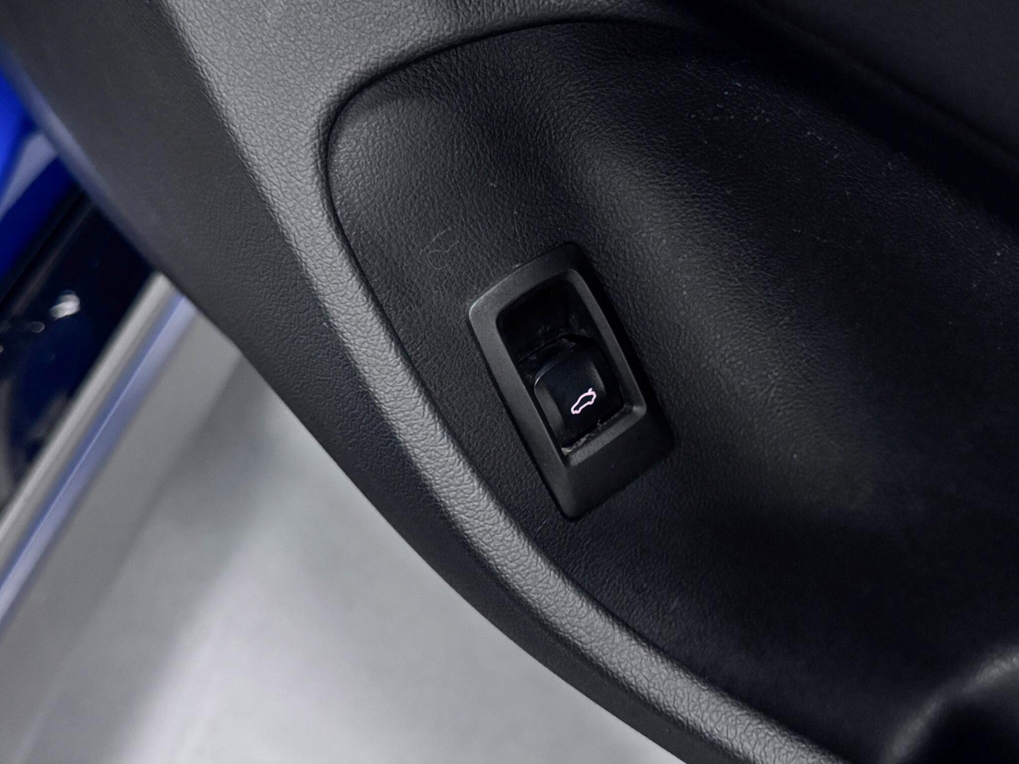 BMW 4 Series Gran Coupe view 16
