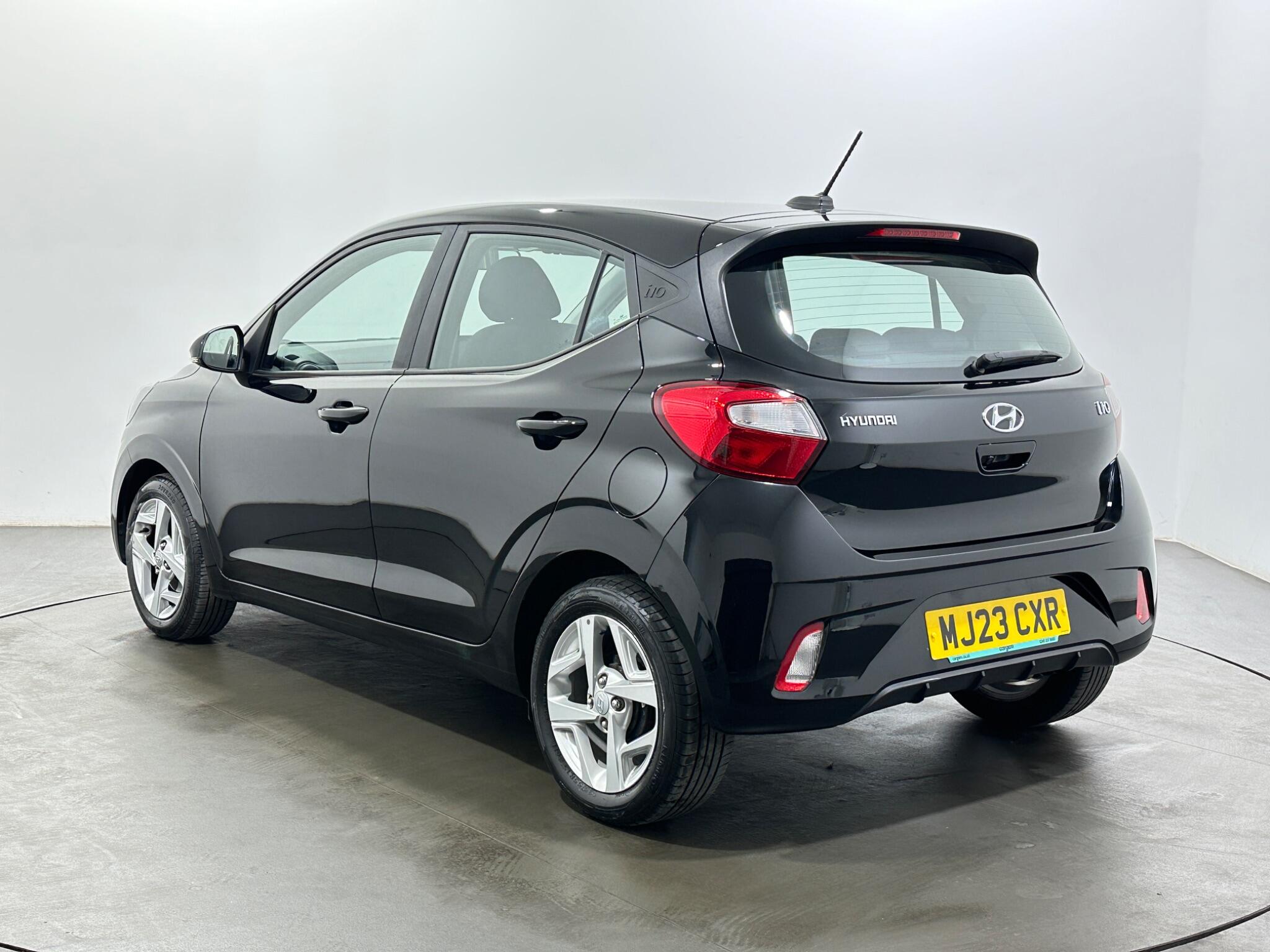 Hyundai I10 view 6