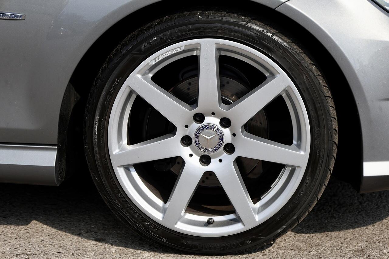 Mercedes-Benz C Class view 37