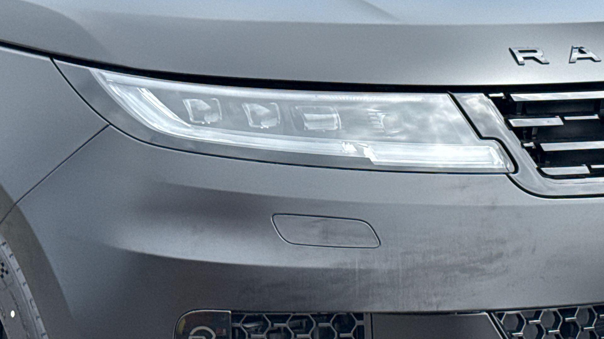 Land Rover Range Rover Sport view 17