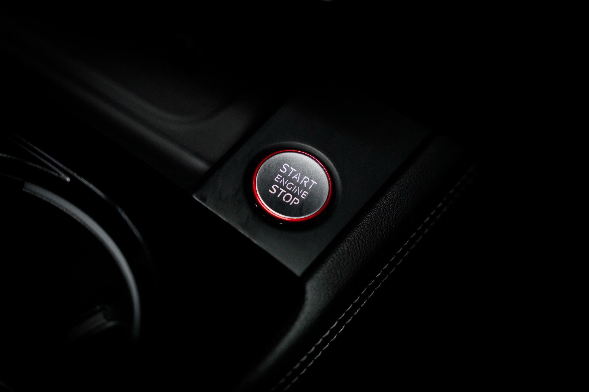 Audi RS4 view 44