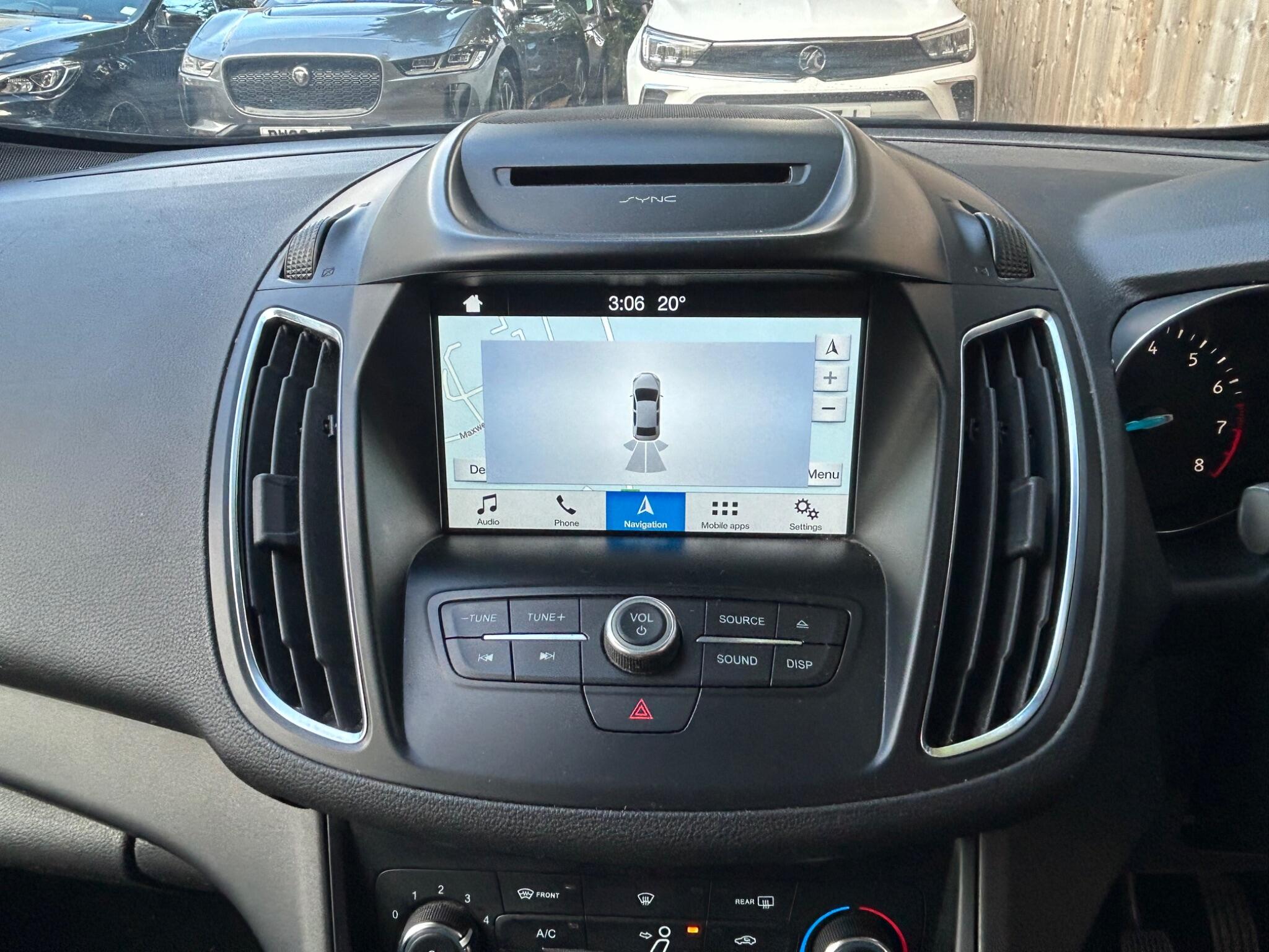 Ford Grand C-Max view 35