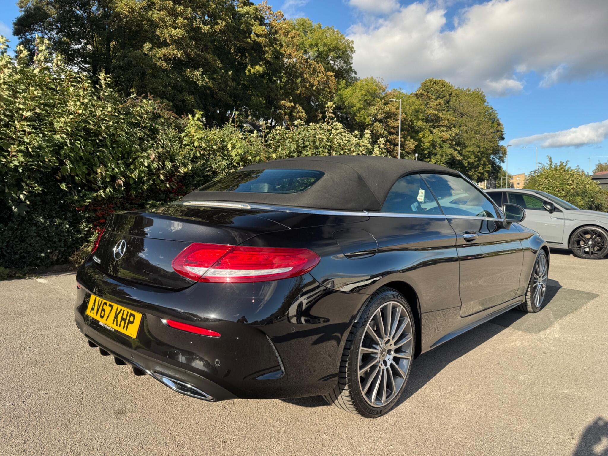 Mercedes-Benz C-Class view 16